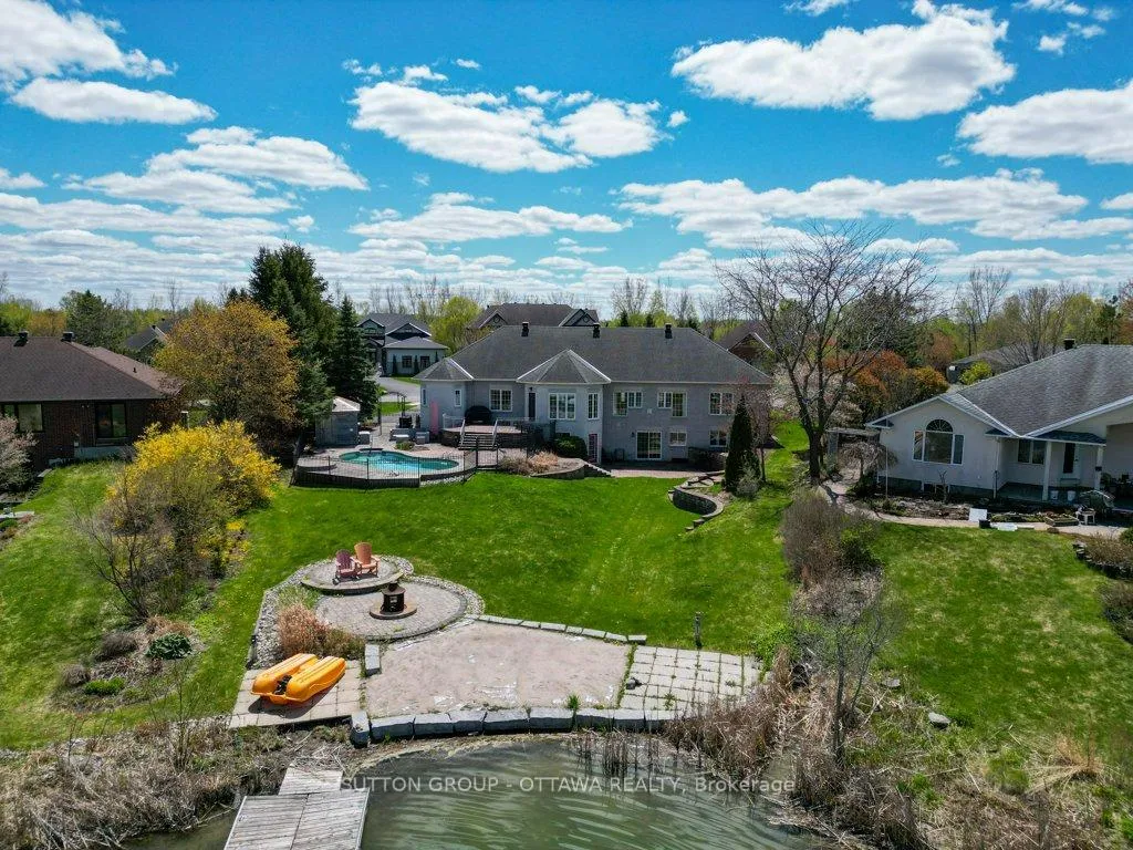 Photo 4 of 6881 Lakes Park Drive, Ottawa, Greely — HOMEH