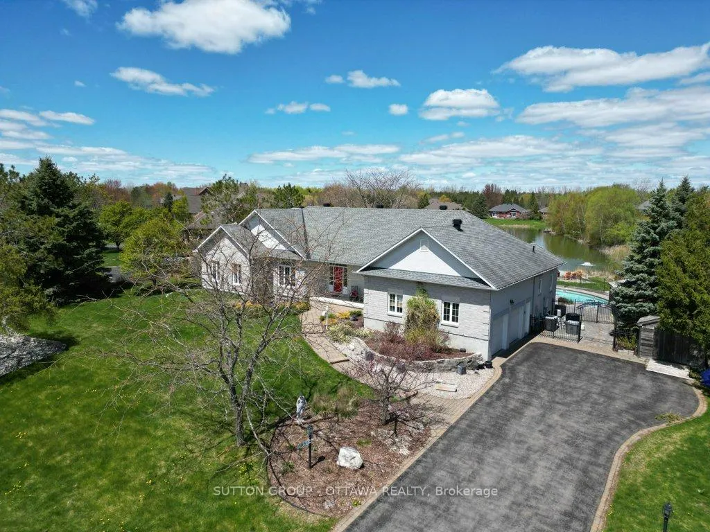 Photo 6 of 6881 Lakes Park Drive, Ottawa, Greely — HOMEH