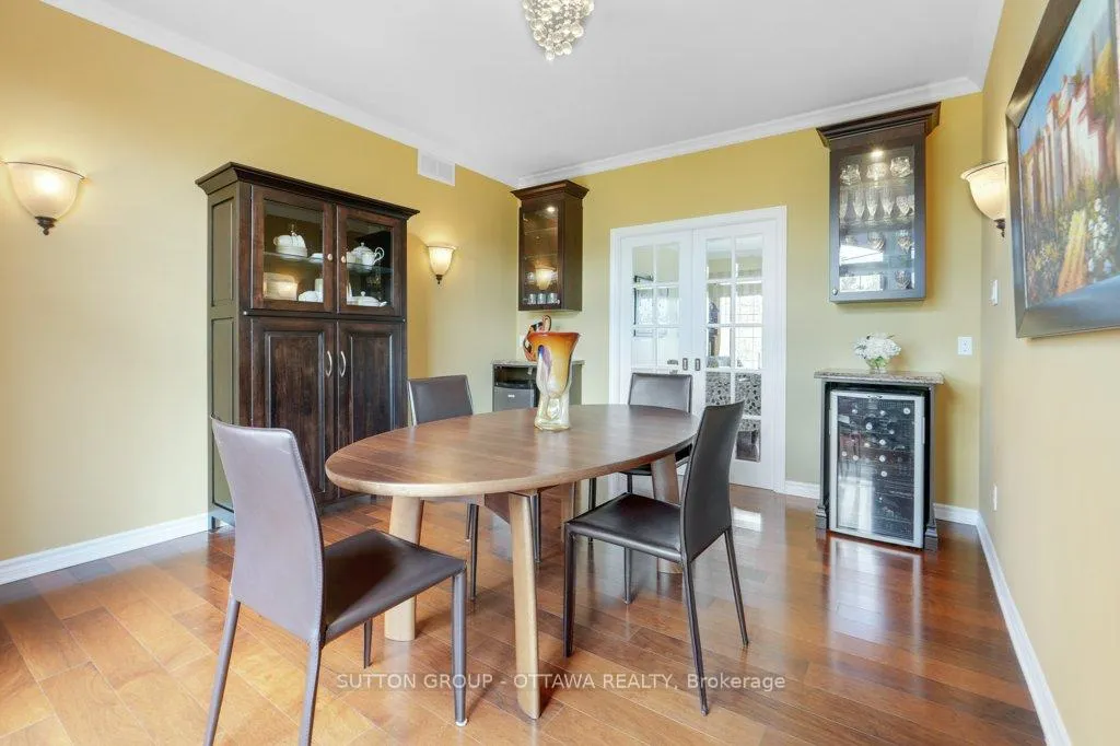Photo 14 of 6881 Lakes Park Drive, Ottawa, Greely — HOMEH