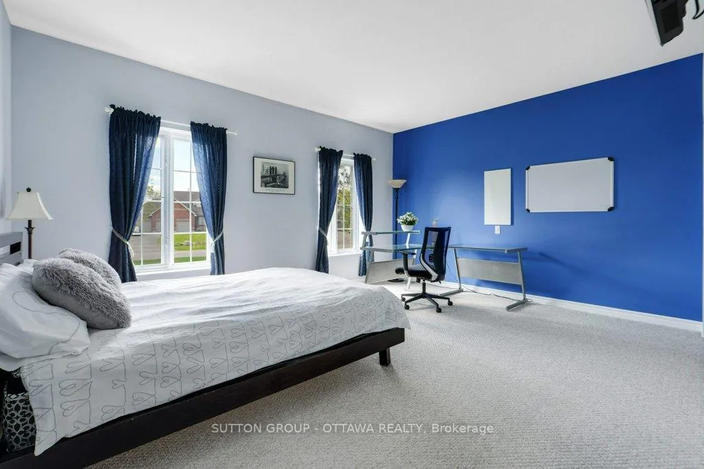 Photo 23 of 6881 Lakes Park Drive, Ottawa, Greely — HOMEH