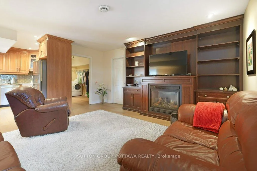 Photo 38 of 6881 Lakes Park Drive, Ottawa, Greely — HOMEH