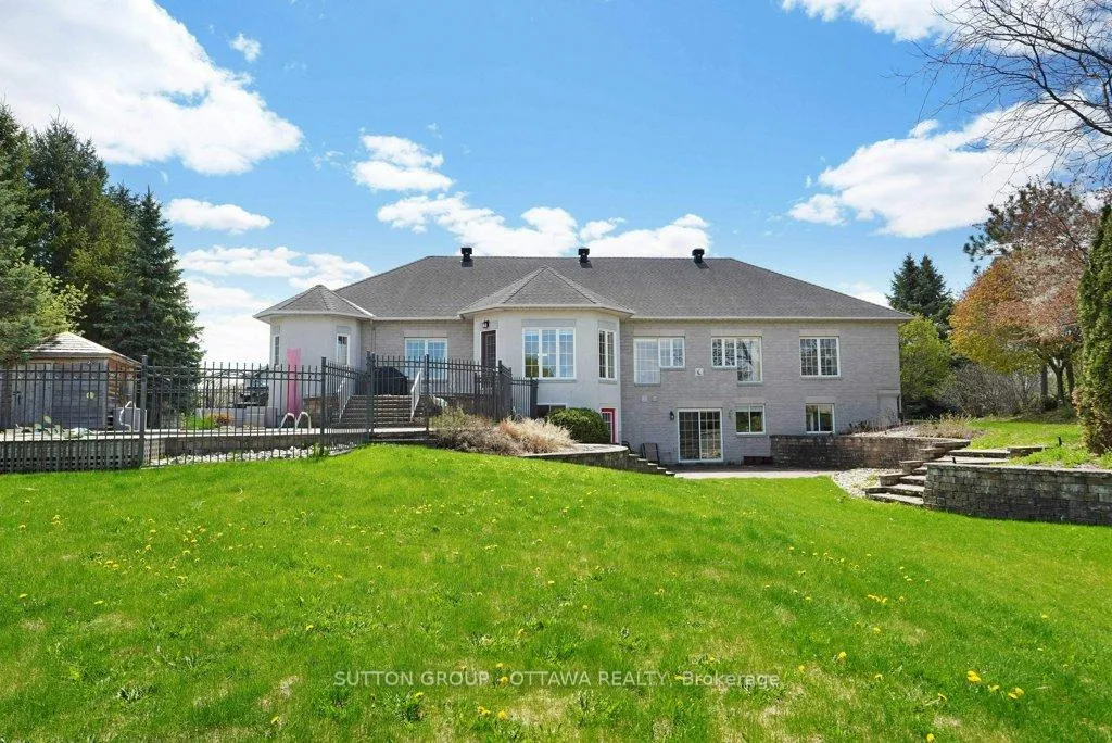 Photo 44 of 6881 Lakes Park Drive, Ottawa, Greely — HOMEH