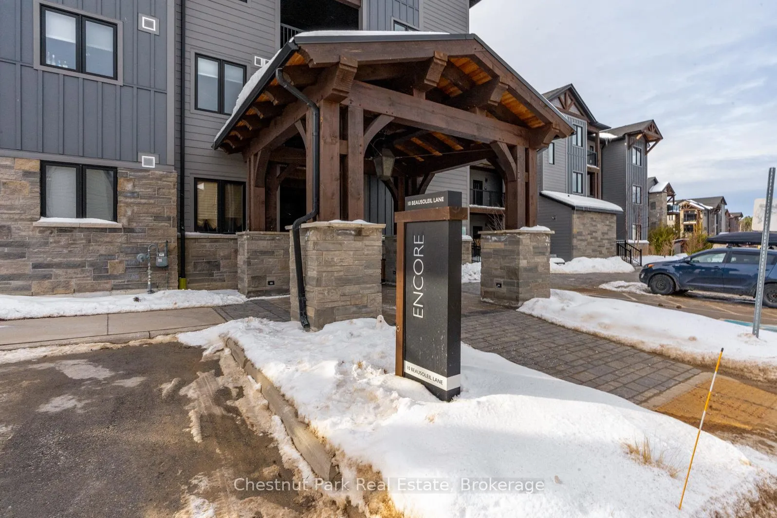 Photo 3 of Unit 305, 10 Beausoleil Lane, Blue Mountains — HOMEH