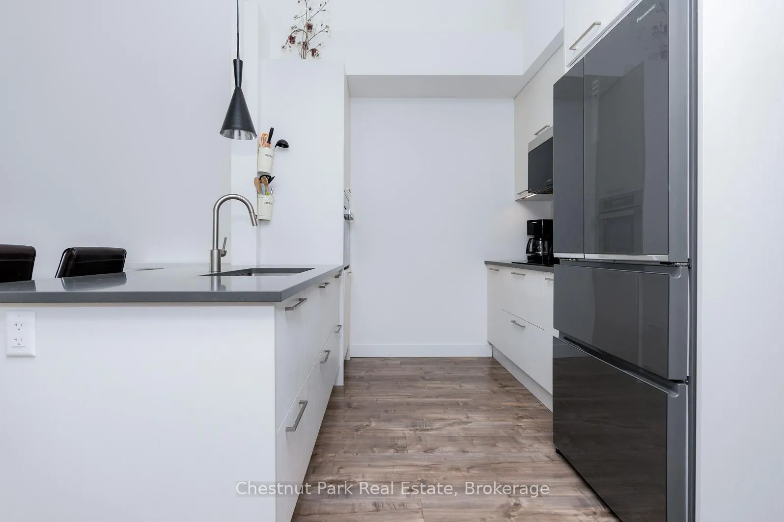Photo 11 of Unit 305, 10 Beausoleil Lane, Blue Mountains — HOMEH