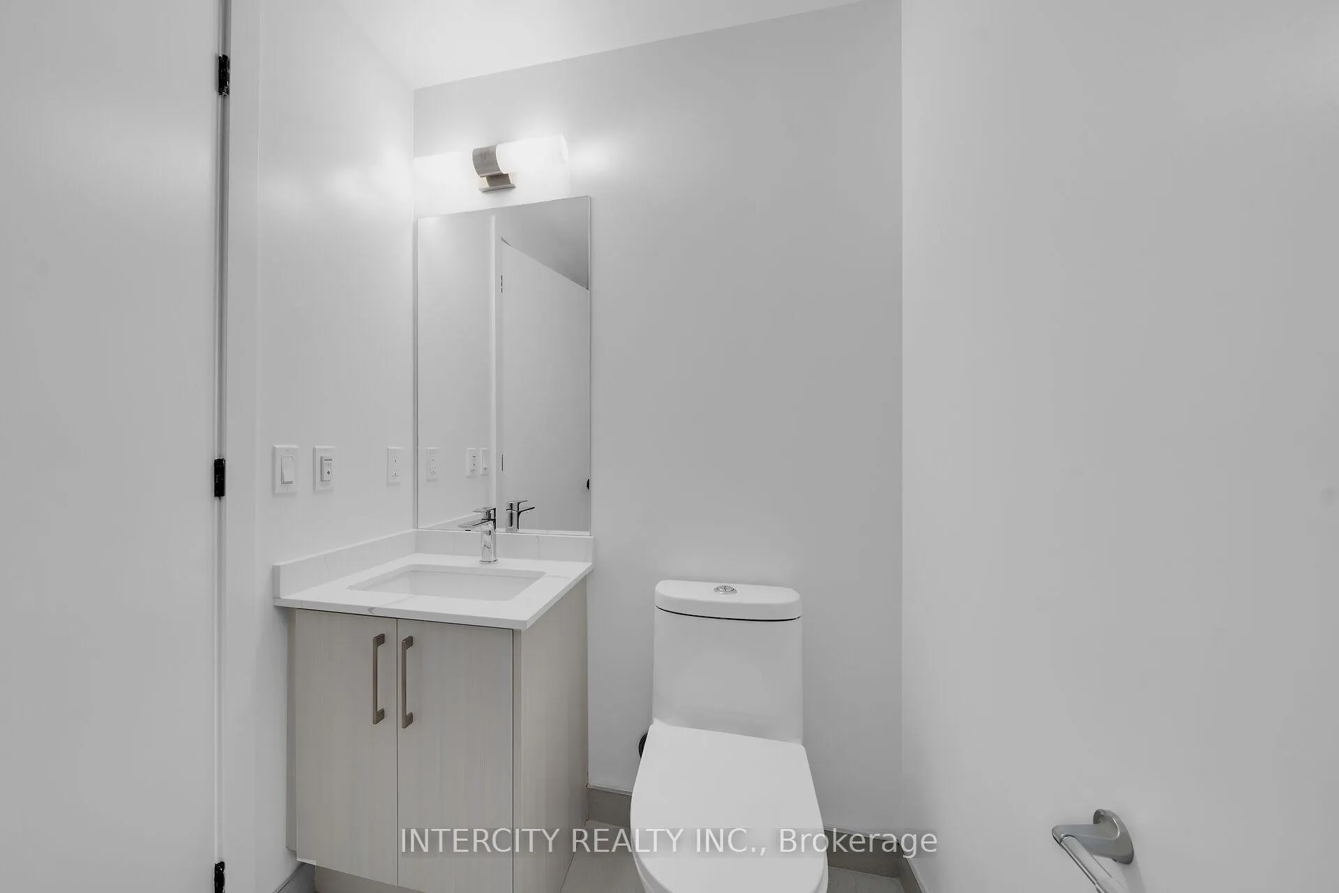 Photo 20 of Unit 333, 2075 King Road, King, King City — HOMEH