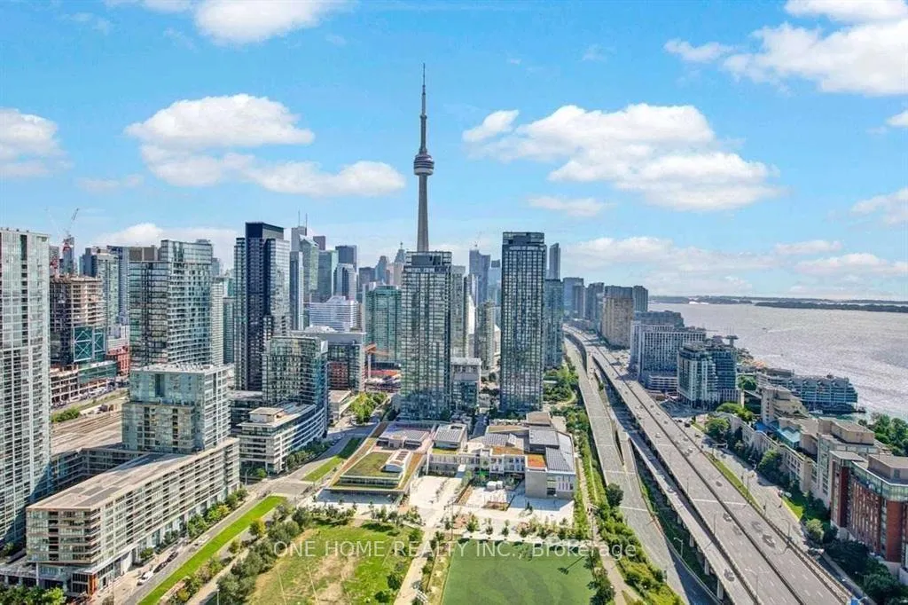 Photo 2 of Unit 4703, 75 Queens Wharf Road, Toronto, Waterfront Communities — HOMEH