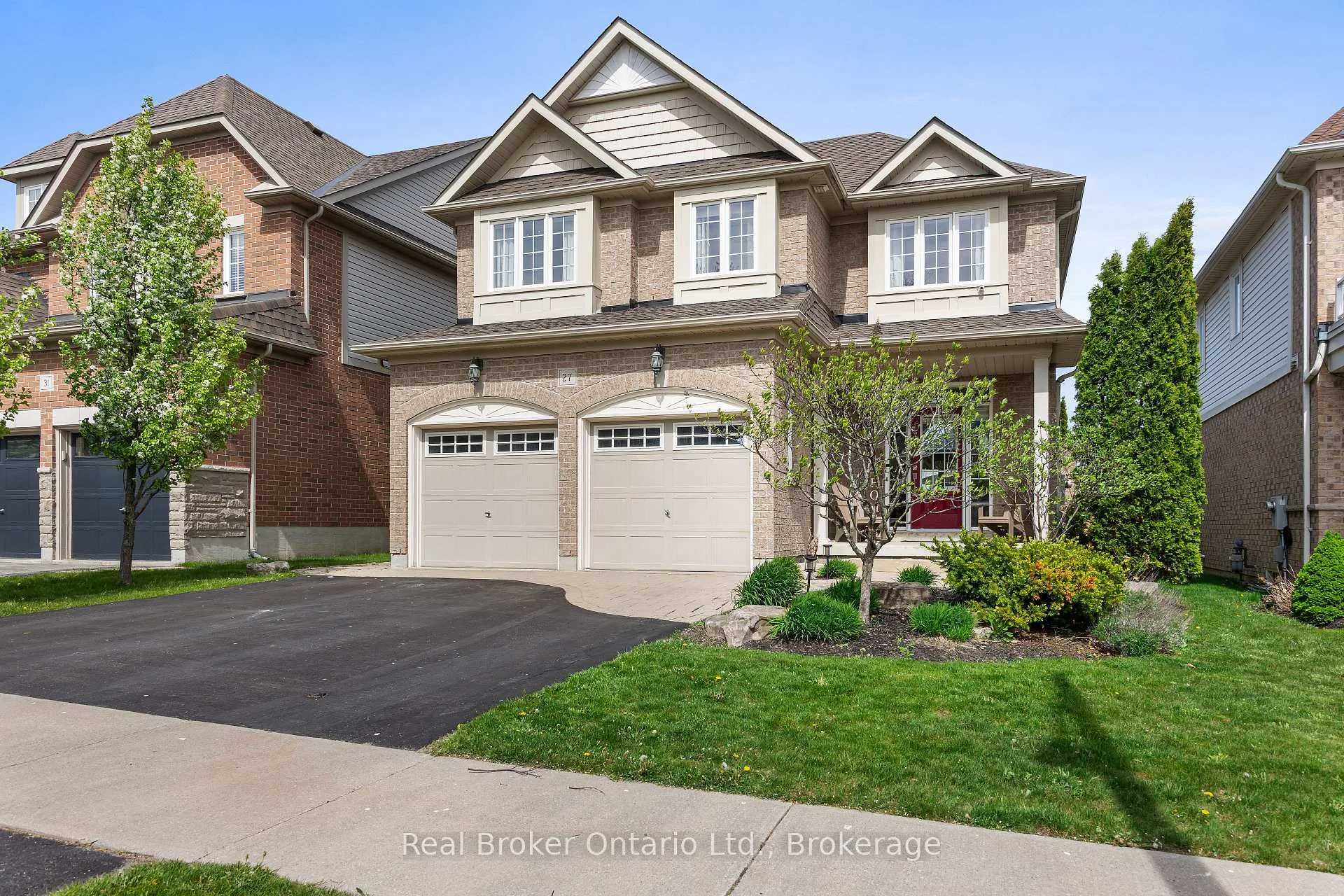 Photo 1 of 27 Goodall Crescent, Clarington, Bowmanville — HOMEH
