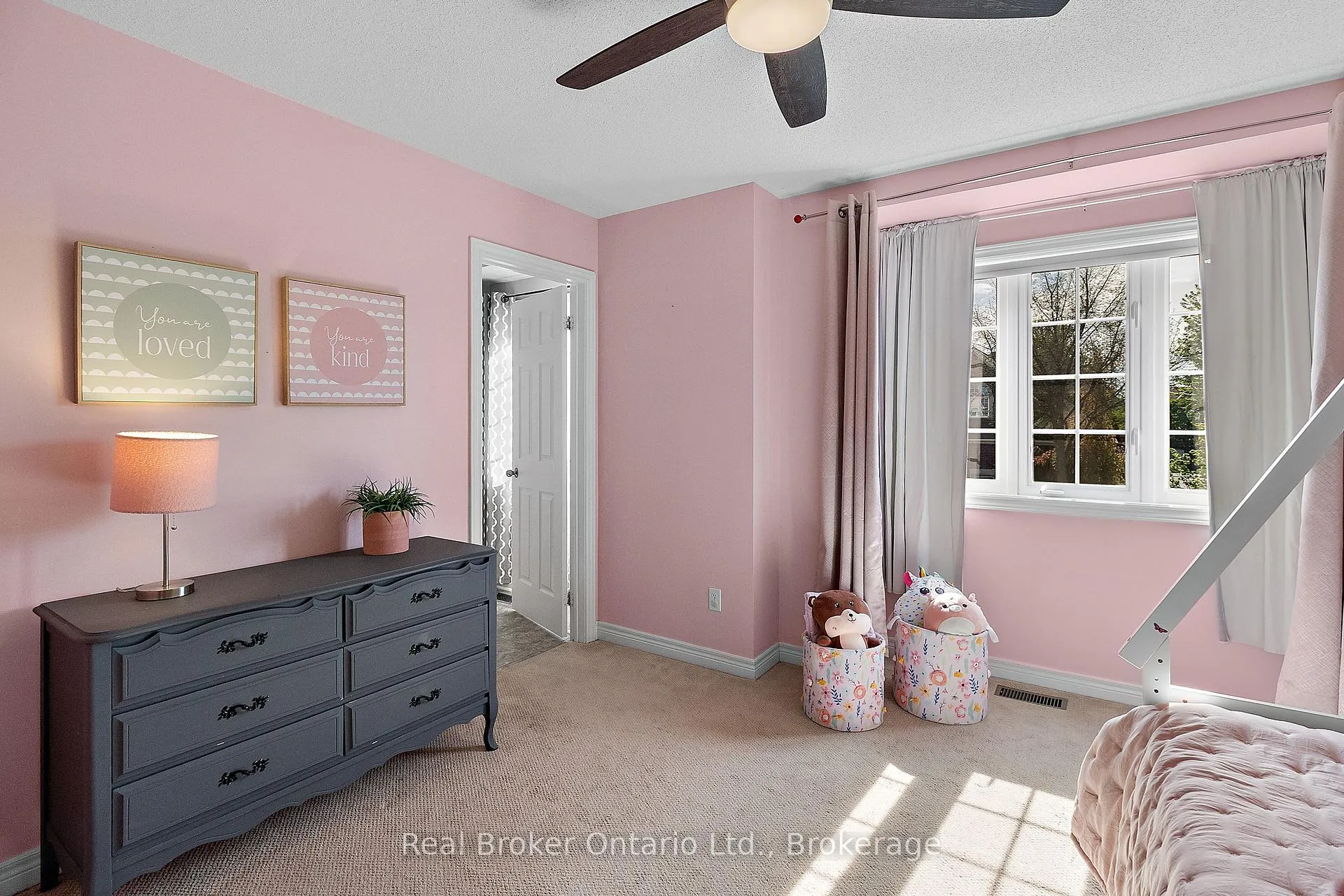 Photo 17 of 27 Goodall Crescent, Clarington, Bowmanville — HOMEH