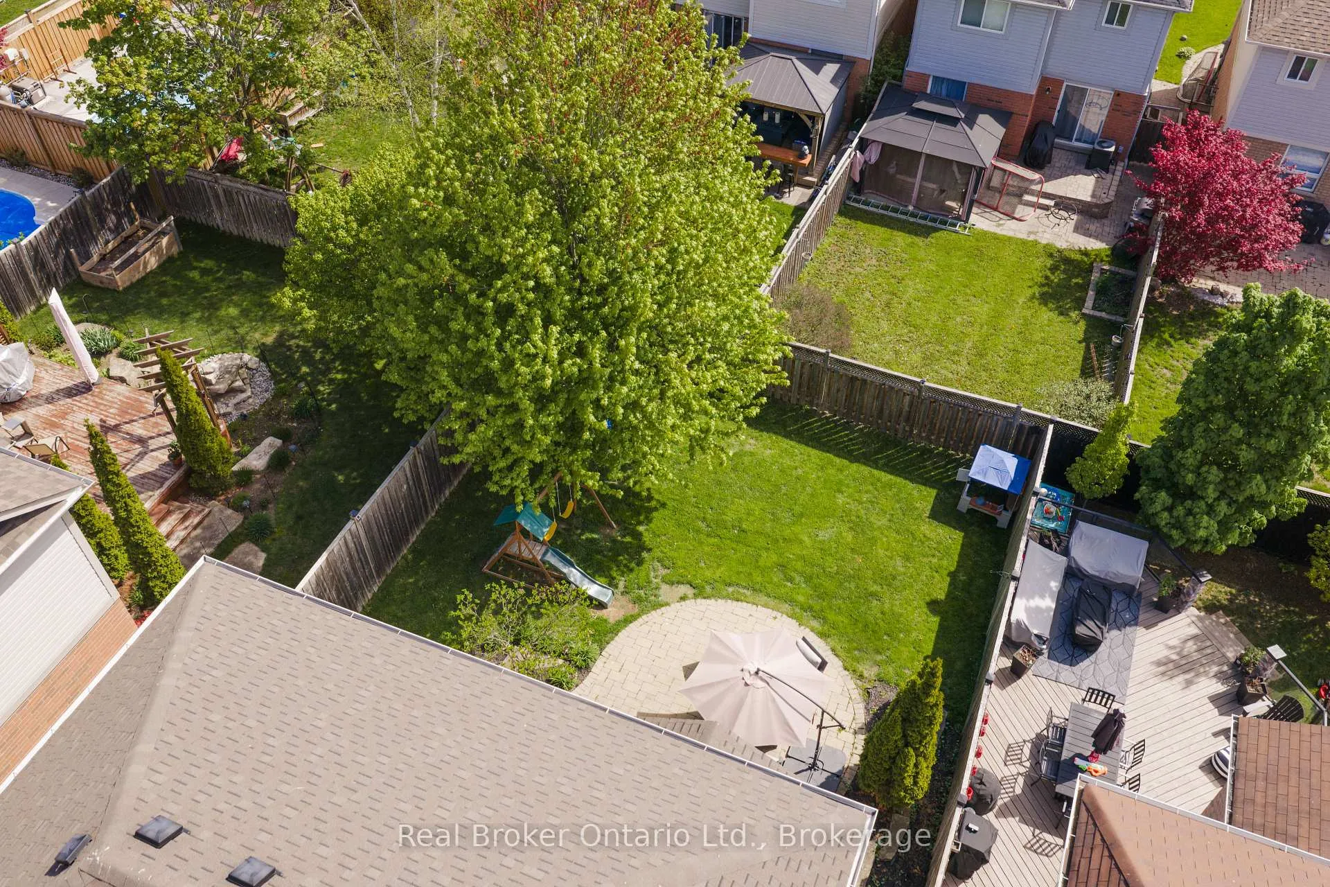 Photo 29 of 27 Goodall Crescent, Clarington, Bowmanville — HOMEH