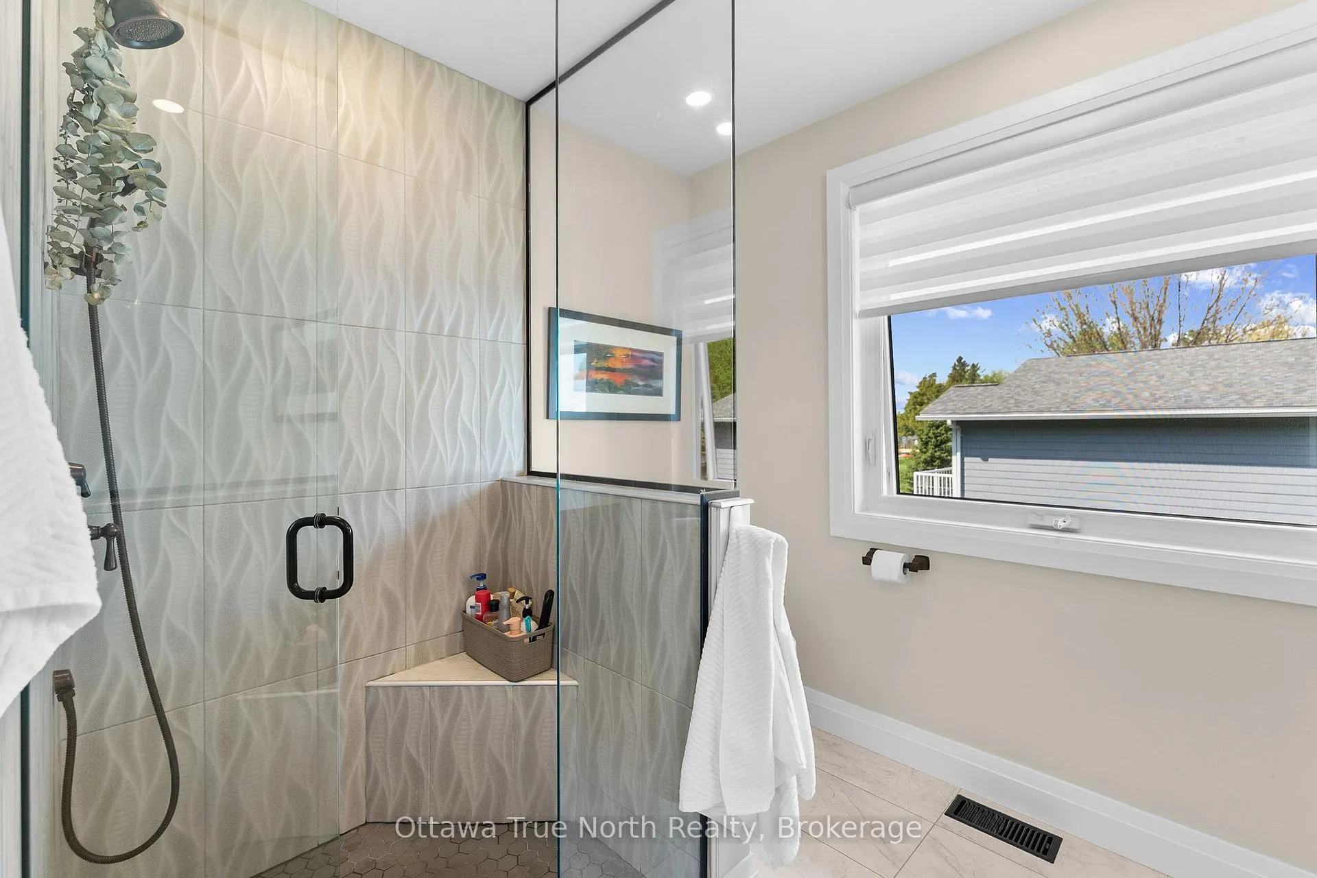 Photo 38 of 1018 MacNabb Road, Renfrew — HOMEH