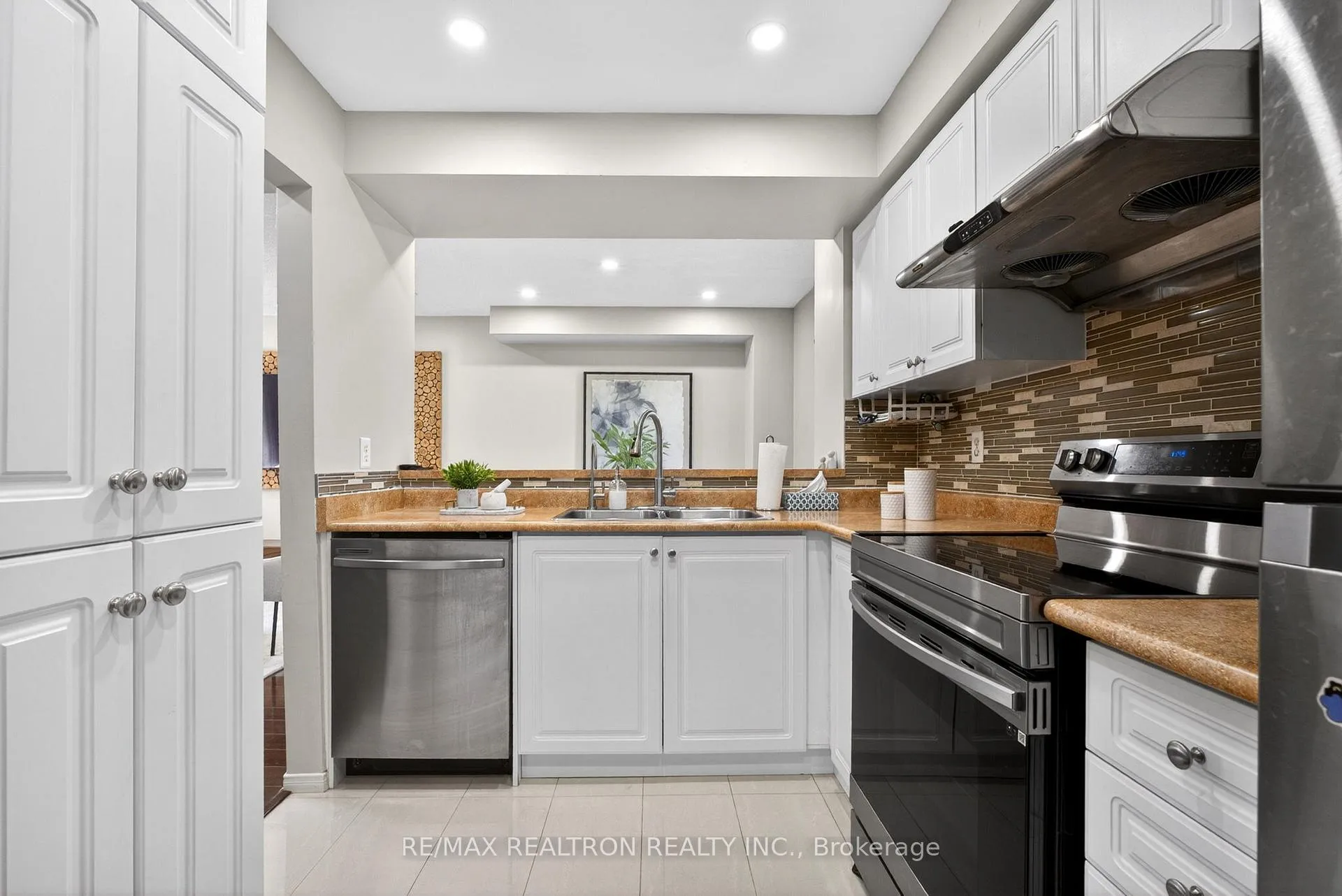 Photo 15 of Unit 37, 2 Hedge End Road, Scarborough, Rouge — HOMEH