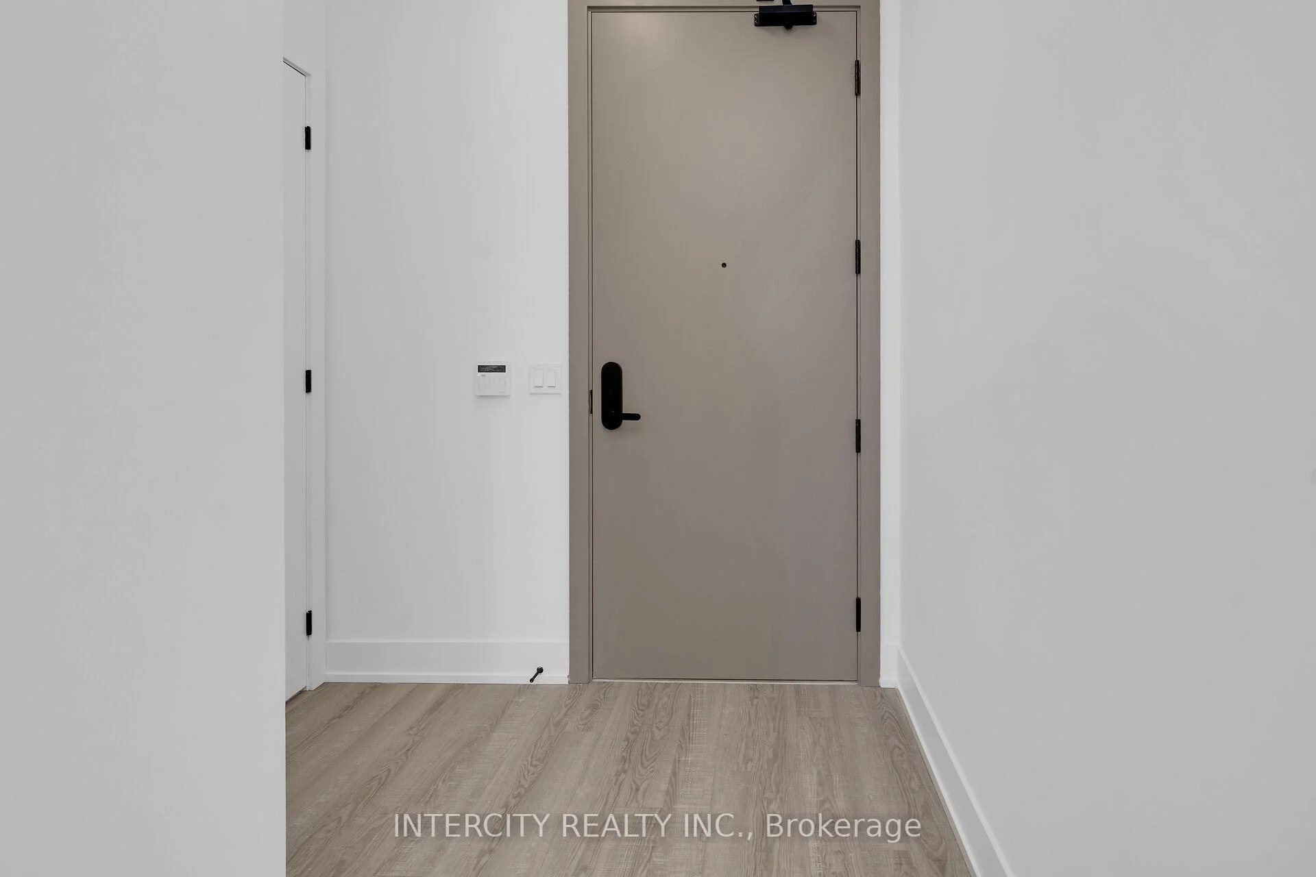 Photo 38 of Unit 105, 2075 King Road, King, King City — HOMEH