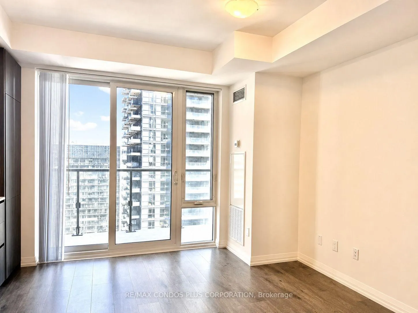 Photo 2 of Unit 3126, 28 Widmer Street, Toronto, Waterfront Communities — HOMEH