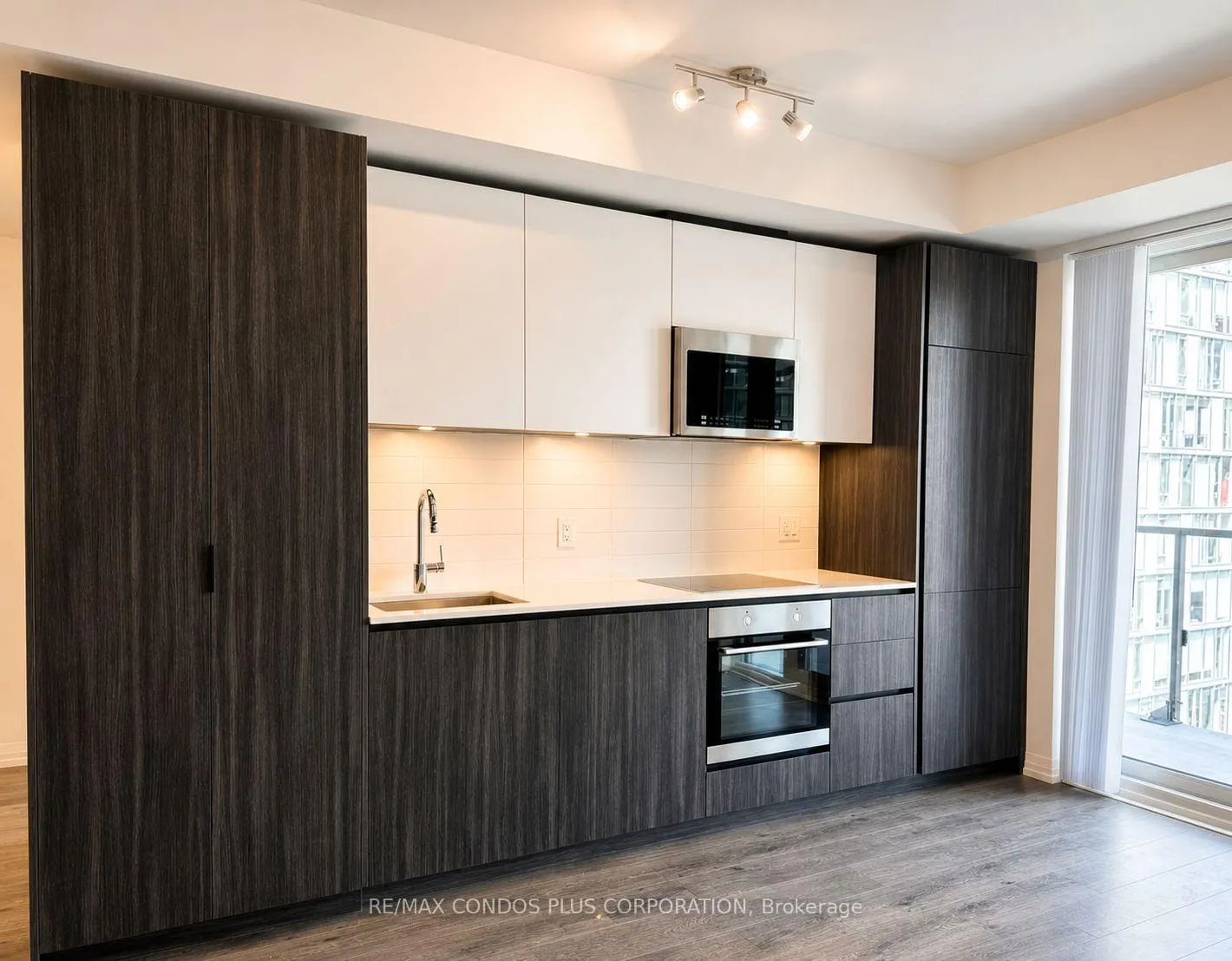 Photo 4 of Unit 3126, 28 Widmer Street, Toronto, Waterfront Communities — HOMEH