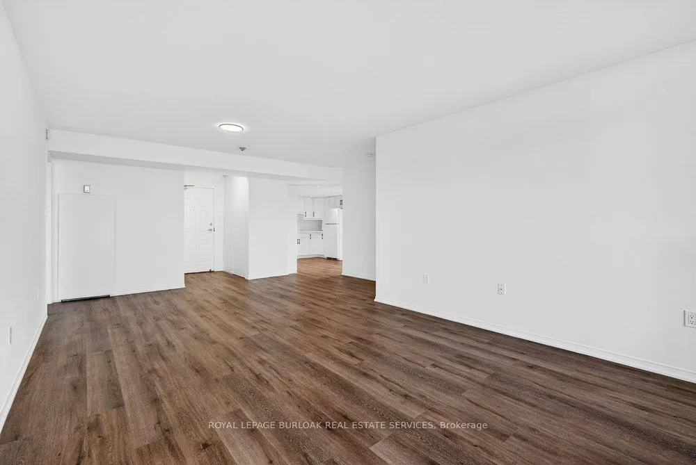 Photo 10 of Unit 1007, 5090 Pinedale Avenue, Burlington, Appleby — HOMEH