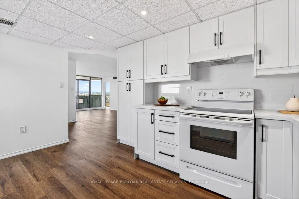 Photo 18 of Unit 1007, 5090 Pinedale Avenue, Burlington, Appleby — HOMEH