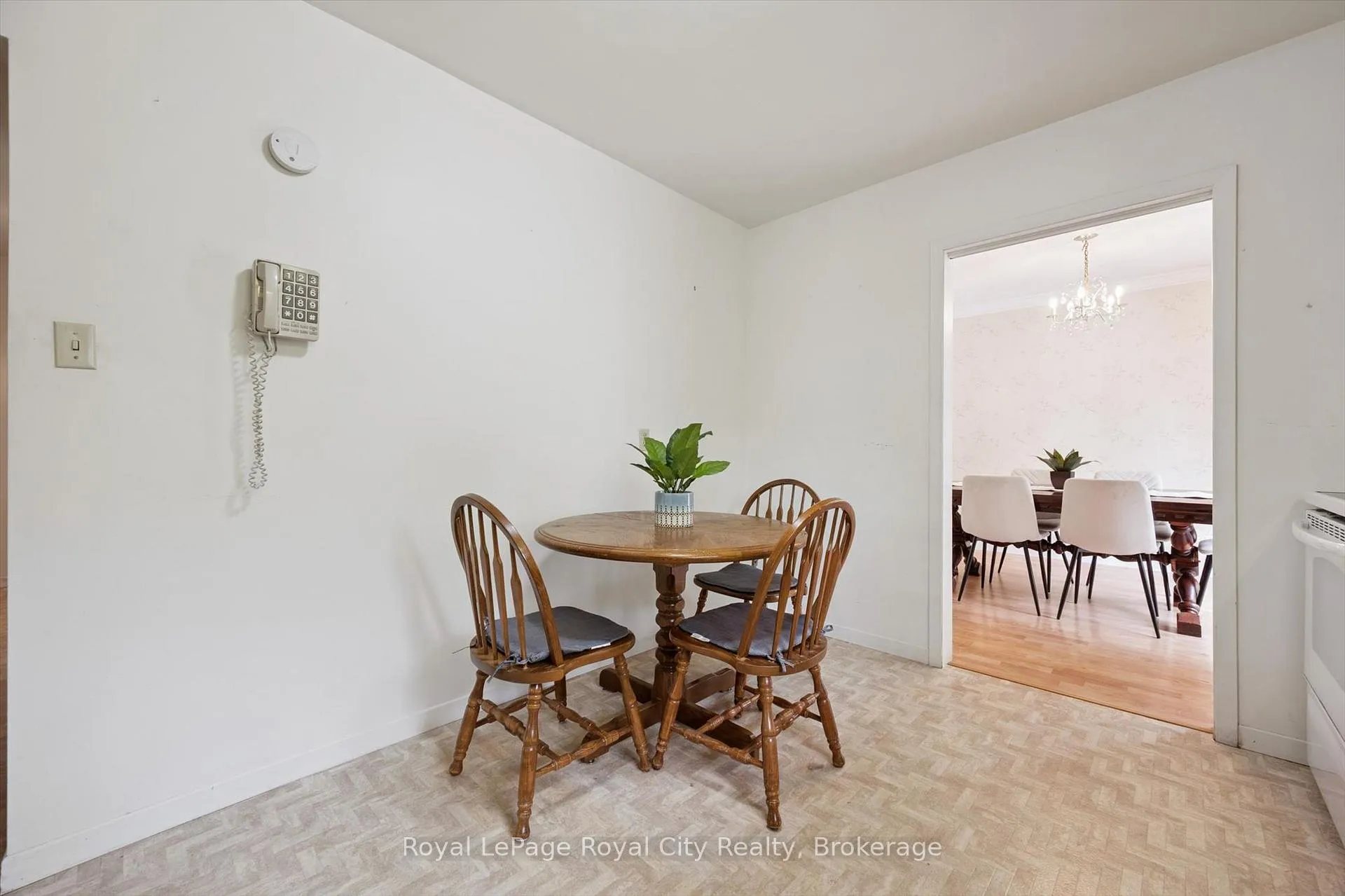 Photo 23 of 12 Hamilton Drive, Guelph/Eramosa, Rural Guelph/Eramosa East — HOMEH