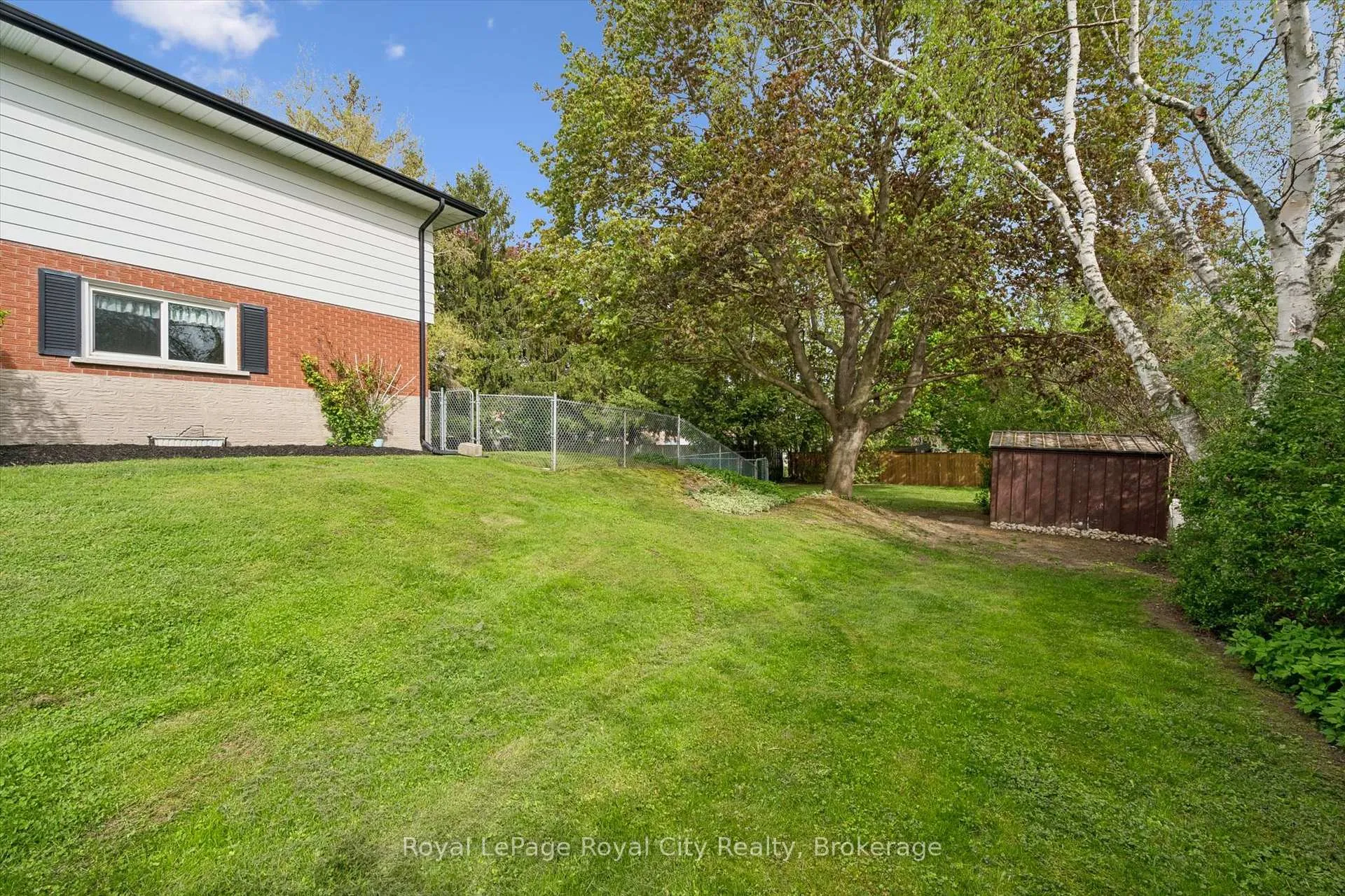 Photo 36 of 12 Hamilton Drive, Guelph/Eramosa, Rural Guelph/Eramosa East — HOMEH