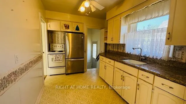 Photo 6 of 42 Gailmont Drive, Hamilton, Corman — HOMEH