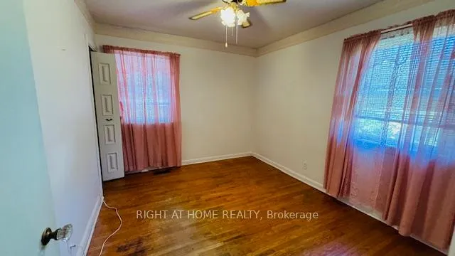 Photo 11 of 42 Gailmont Drive, Hamilton, Corman — HOMEH