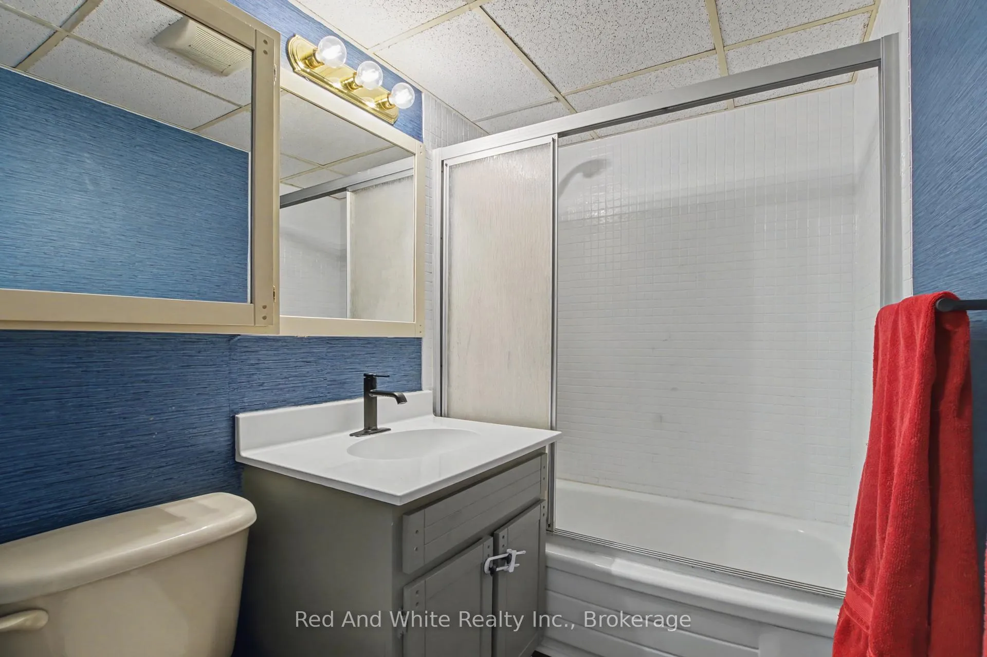 Photo 12 of Unit 202, 45 Westmount Road N, Waterloo, Uptown West — HOMEH