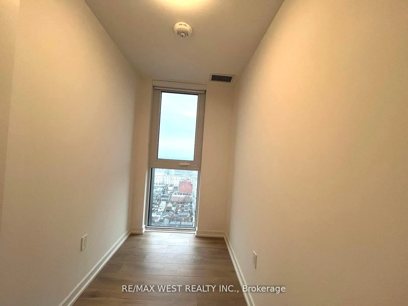 Photo 12 of Unit 2103, 10 Graphophone Grove, Toronto, Dovercourt-Wallace Emerson-Junction — HOMEH