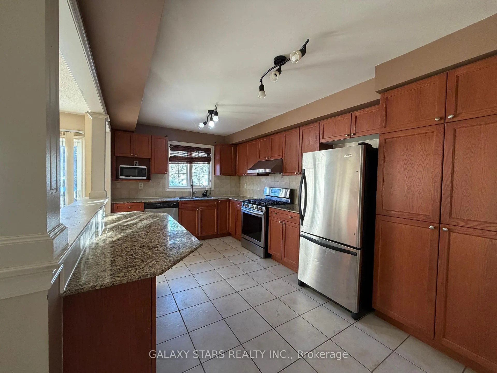 Photo 7 of Unit Main & 2nd Flr, 26 Stevensgate Drive, Ajax, Northwest Ajax — HOMEH