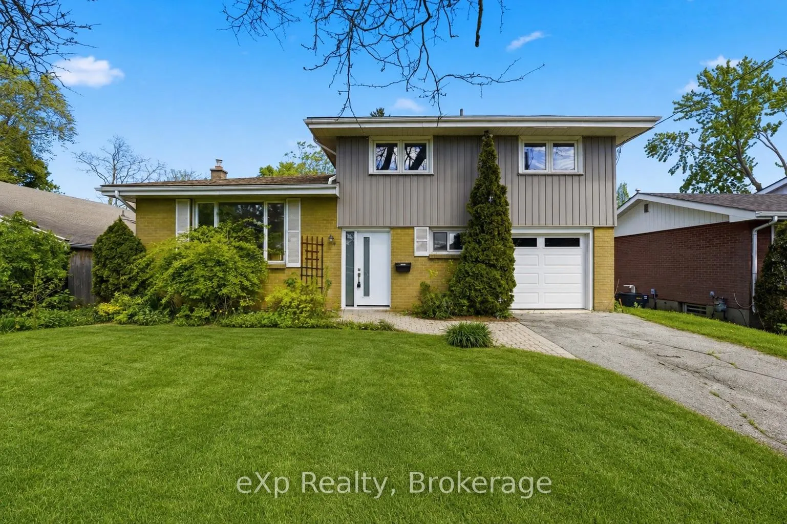Front of 19 Alfred Drive