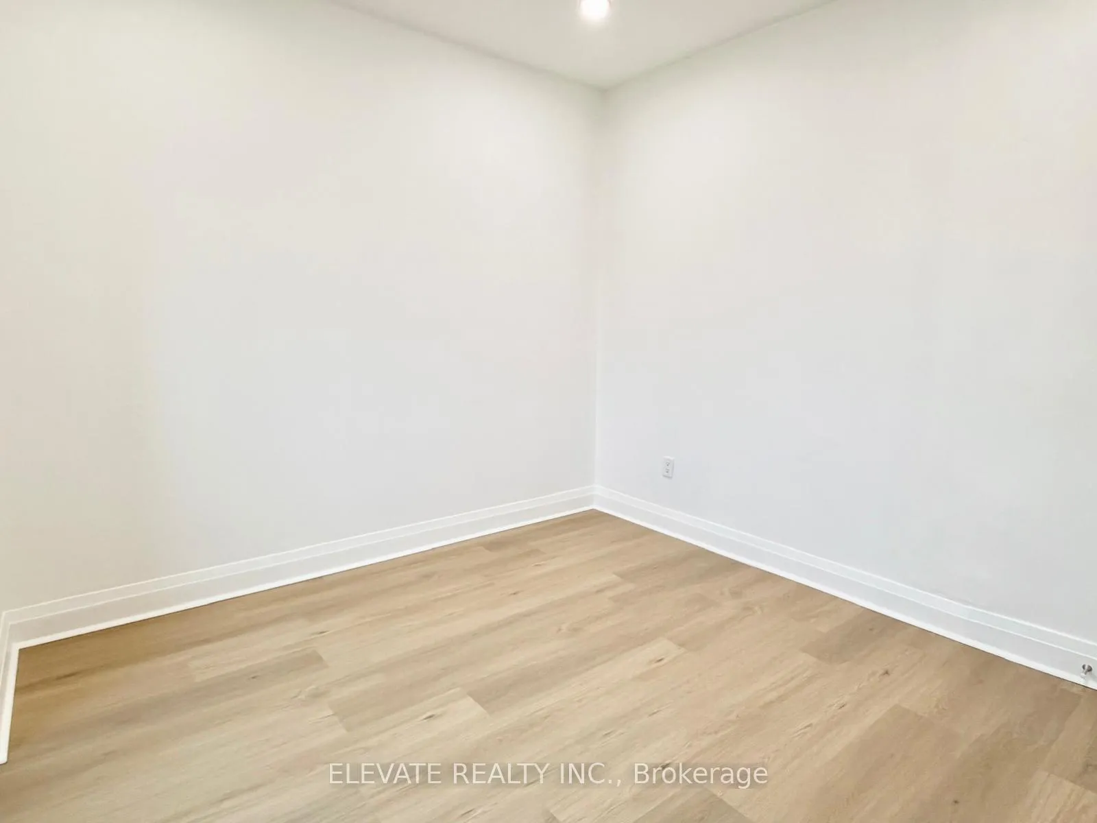 Photo 10 of Unit Unit # 2, 275 Lauder Avenue, Toronto, Oakwood Village — HOMEH