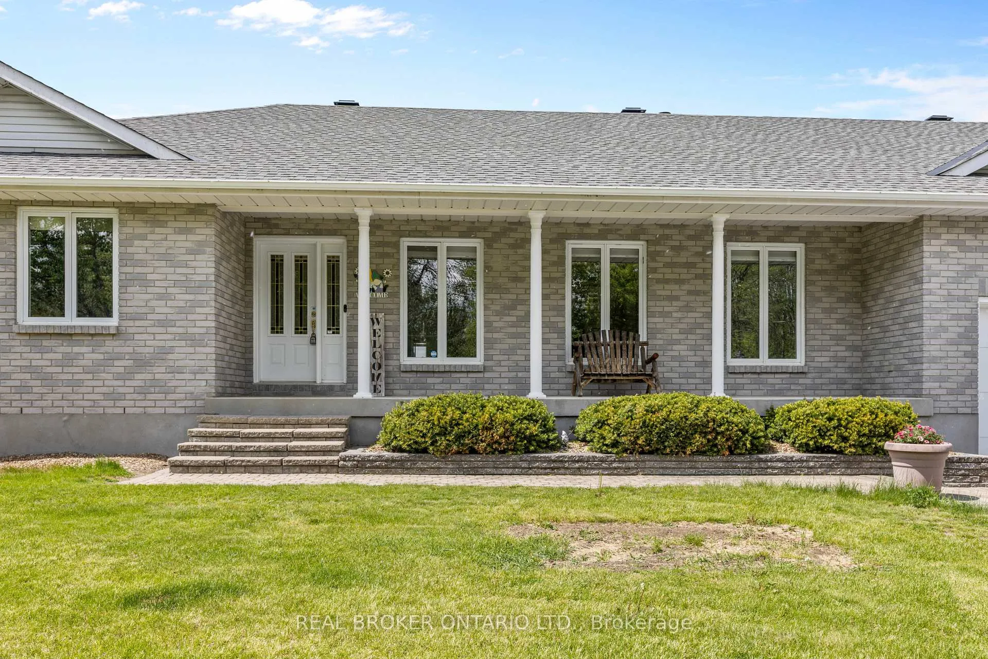 Photo 2 of 6451 Ottawa Street W, Ottawa, Goulbourn Twp From Franktown Rd/South To Rideau — HOMEH
