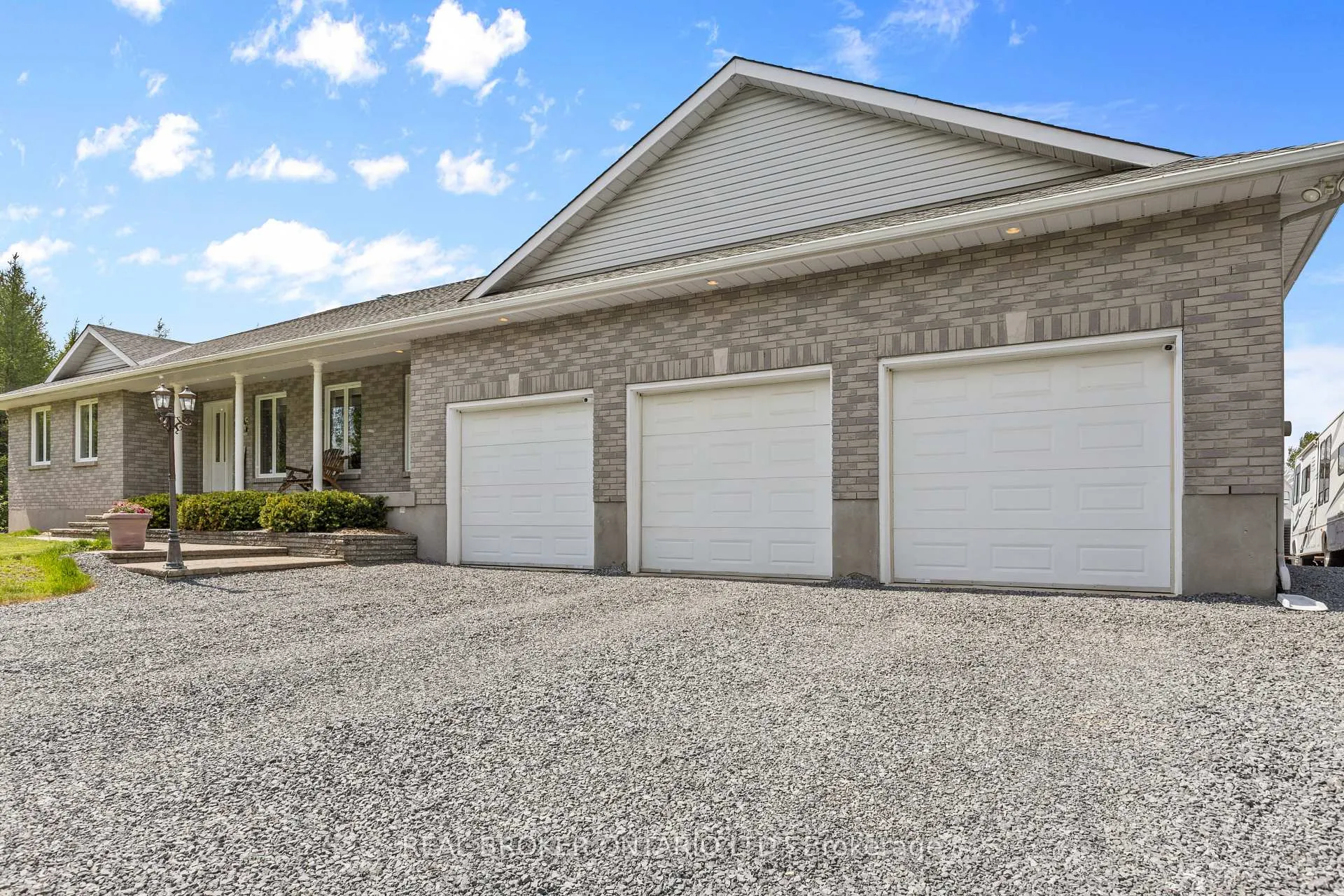 Photo 3 of 6451 Ottawa Street W, Ottawa, Goulbourn Twp From Franktown Rd/South To Rideau — HOMEH