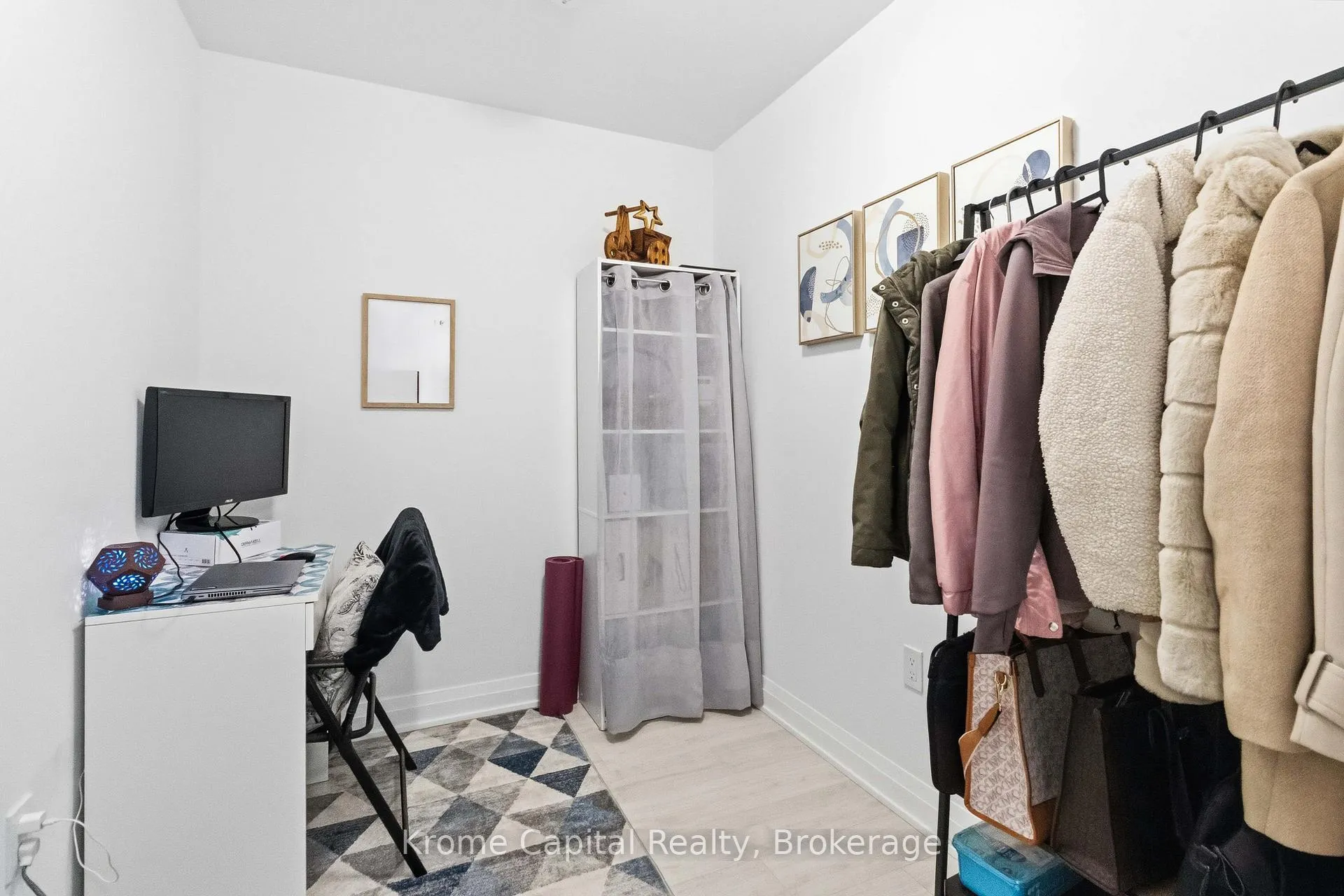 Photo 12 of Unit 718, 412 Silver Maple Road, Oakville, Joshua Meadows — HOMEH
