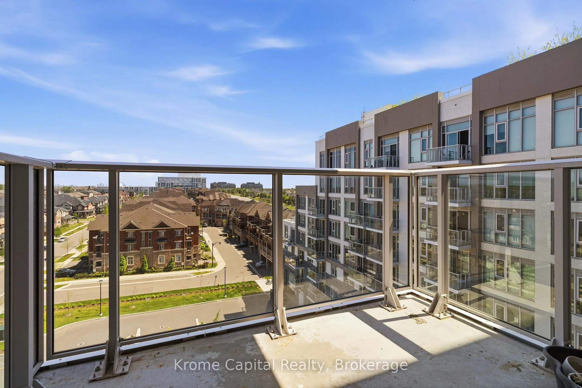 Photo 15 of Unit 718, 412 Silver Maple Road, Oakville, Joshua Meadows — HOMEH
