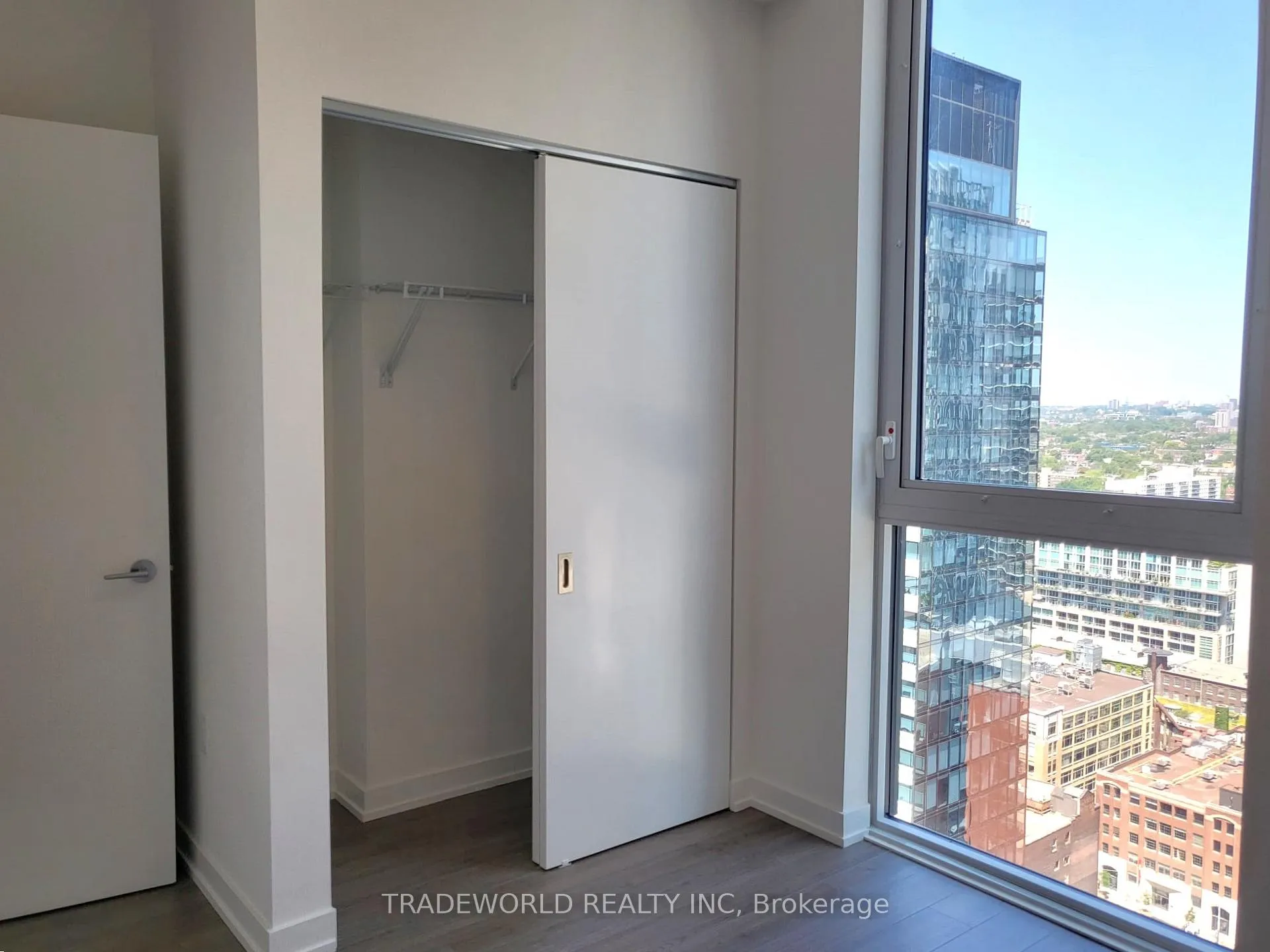 Photo 6 of Unit 2603, 357 King Street W, Toronto, Waterfront Communities — HOMEH