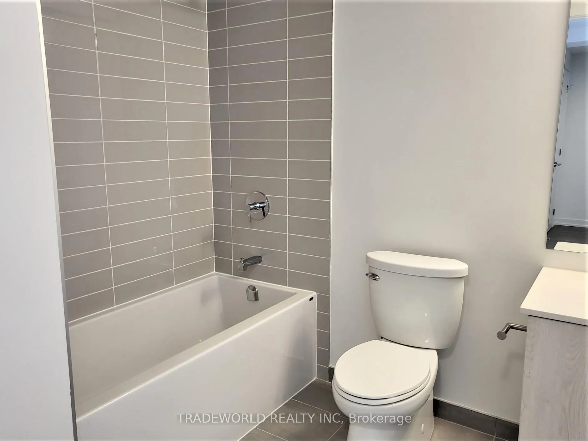 Photo 10 of Unit 2603, 357 King Street W, Toronto, Waterfront Communities — HOMEH