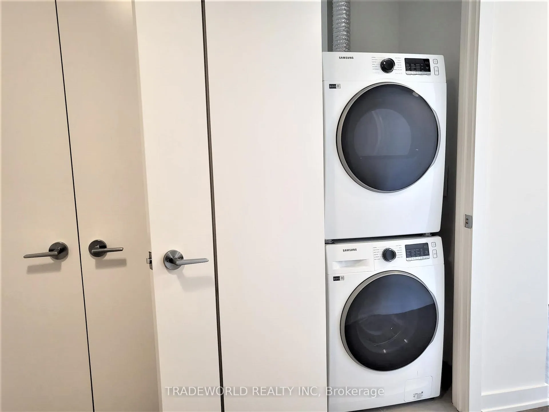 Photo 11 of Unit 2603, 357 King Street W, Toronto, Waterfront Communities — HOMEH