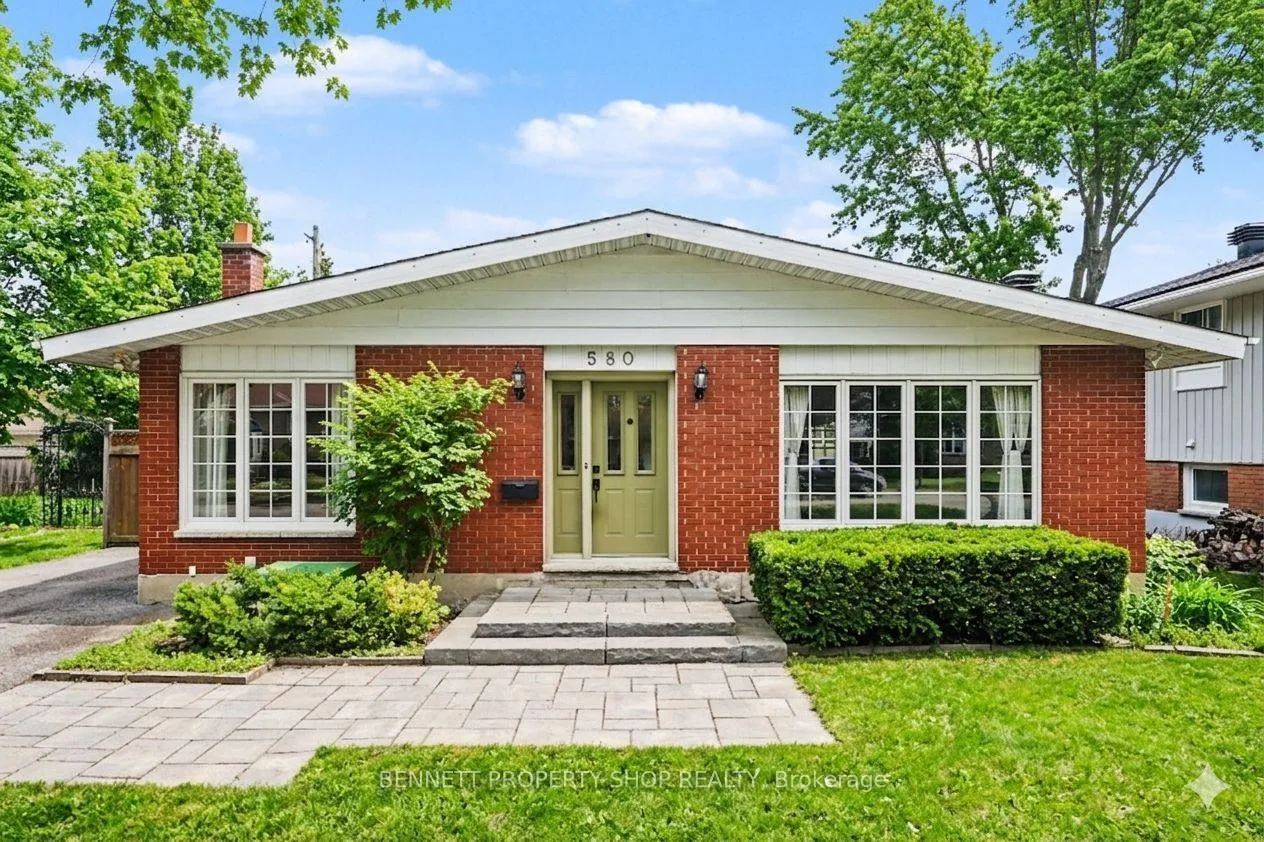 Photo 1 of 580 Blanchard Crescent, Ottawa, Mooneys Bay/Revelstoke — HOMEH