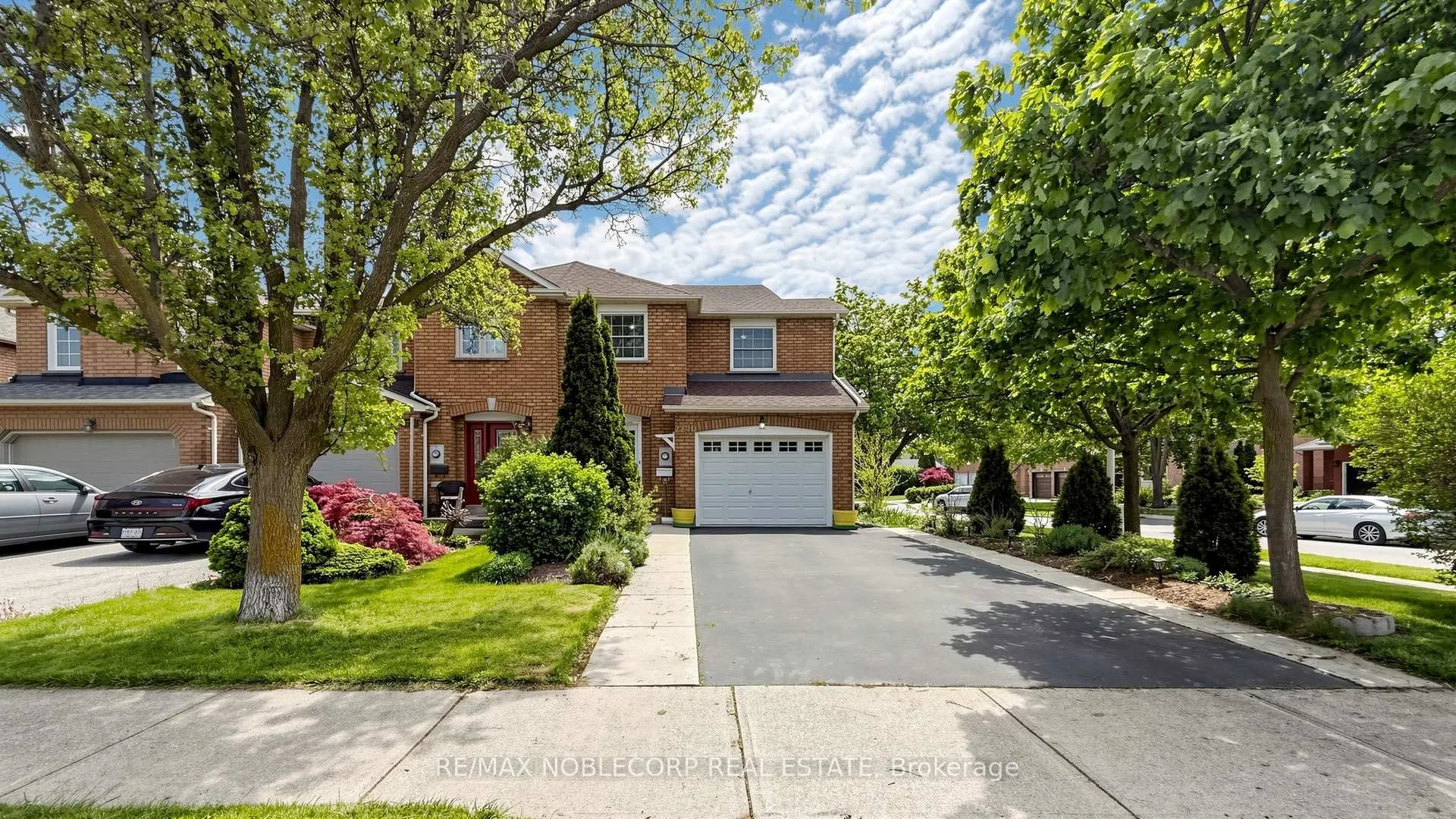 Photo 1 of 2240 Shipwright Road, Oakville, Glen Abbey — HOMEH