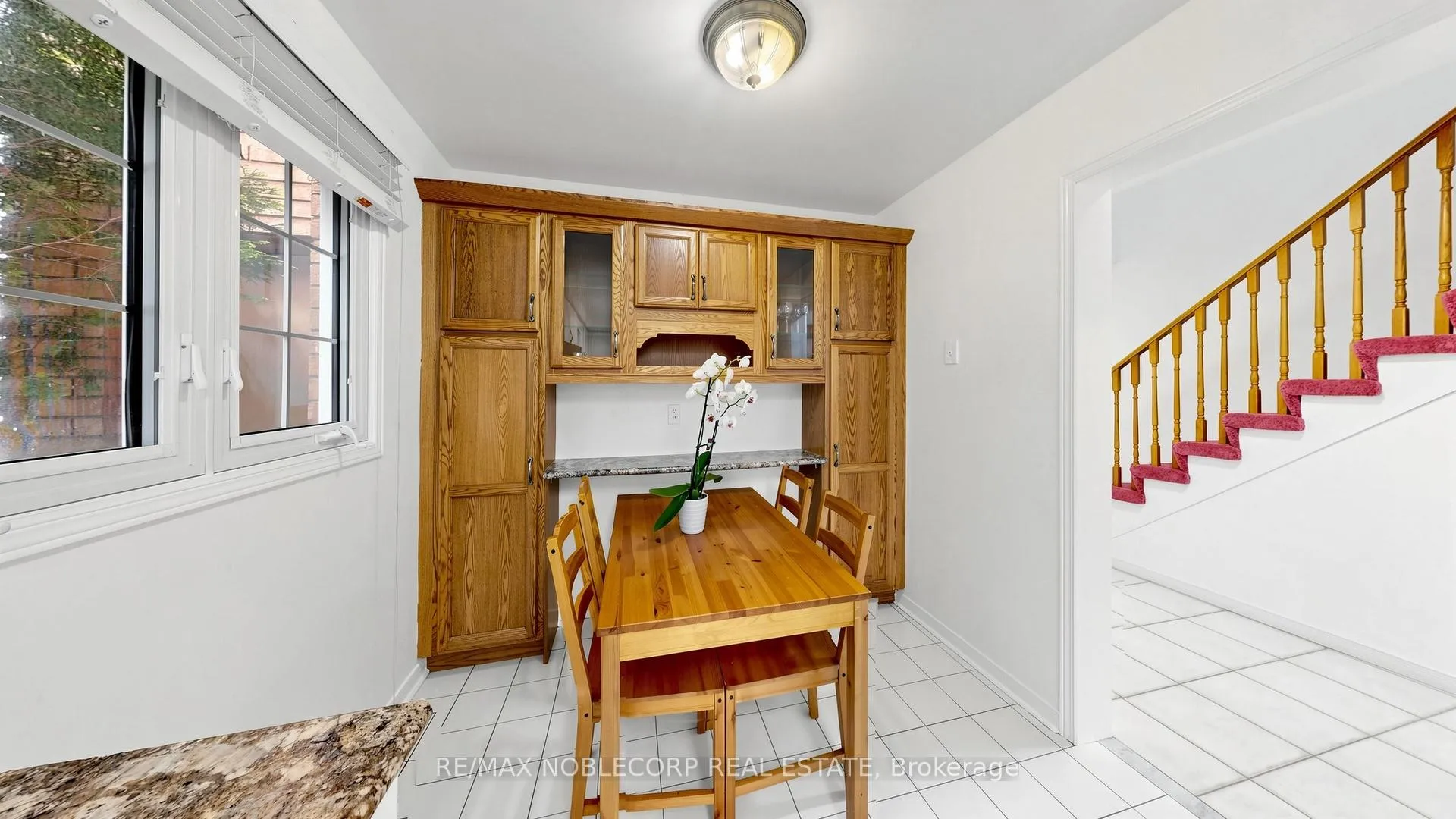 Photo 13 of 2240 Shipwright Road, Oakville, Glen Abbey — HOMEH