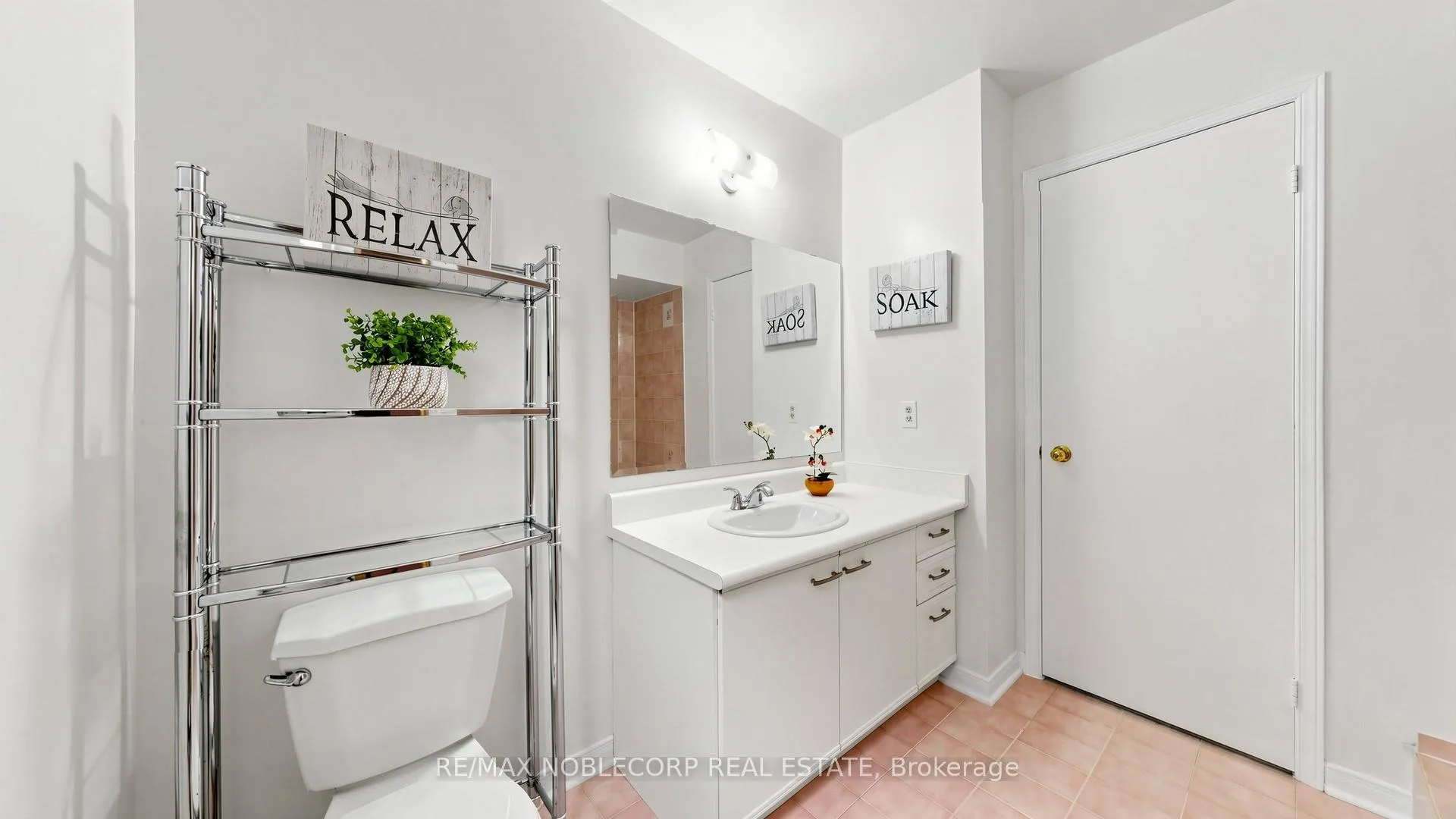 Photo 19 of 2240 Shipwright Road, Oakville, Glen Abbey — HOMEH