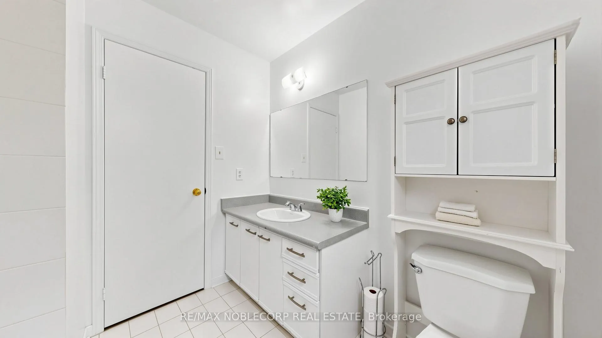 Photo 25 of 2240 Shipwright Road, Oakville, Glen Abbey — HOMEH