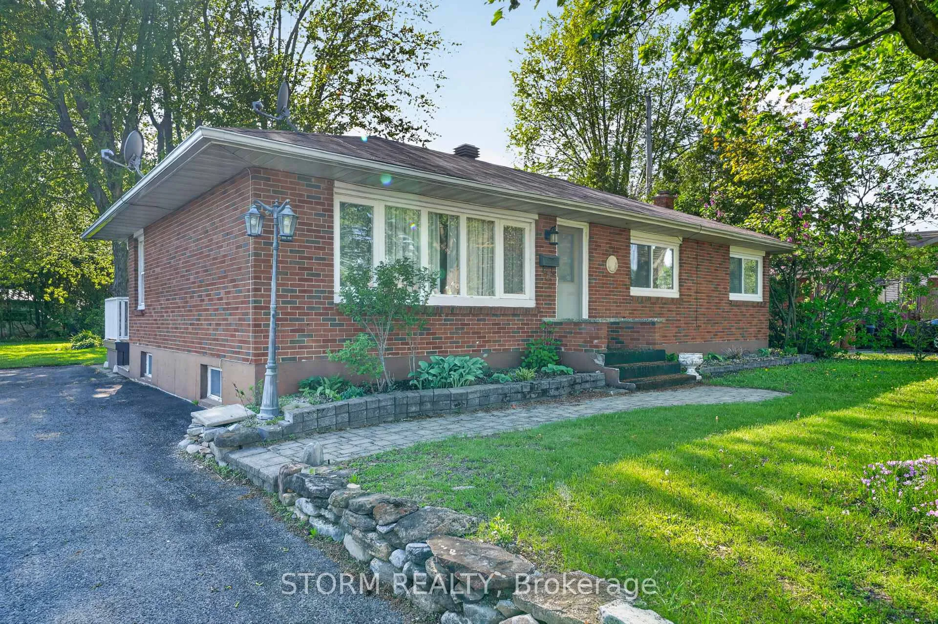 Photo 2 of 3 Ault Drive, South Stormont, Ingleside — HOMEH