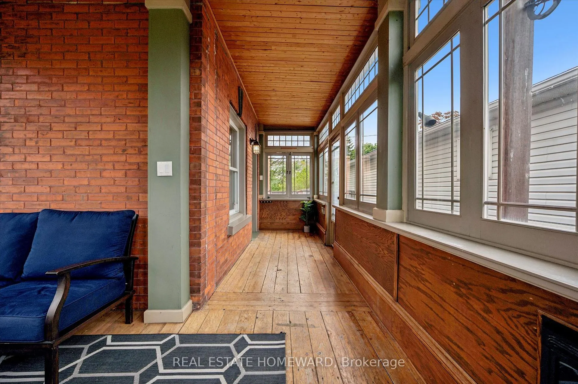 Photo 30 of 265 Dolph Street N, Cambridge — HOMEH