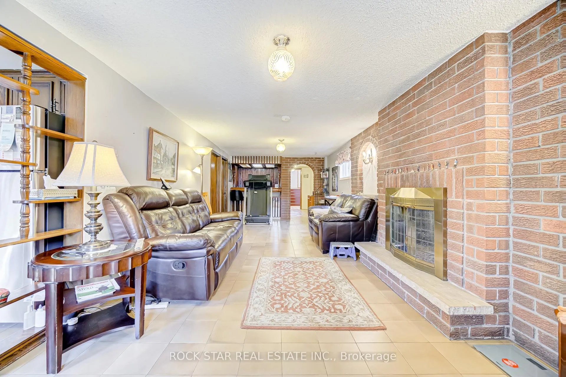 Photo 28 of 115 Glen Shields Avenue, Vaughan, Glen Shields — HOMEH
