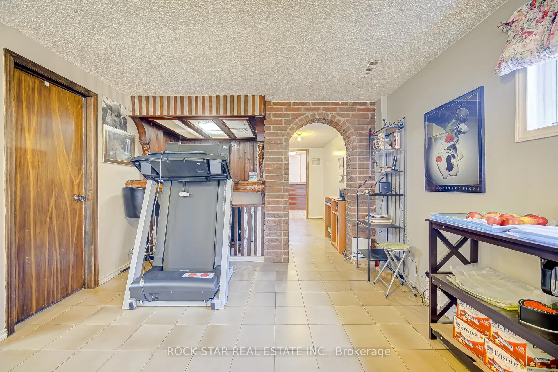 Photo 35 of 115 Glen Shields Avenue, Vaughan, Glen Shields — HOMEH