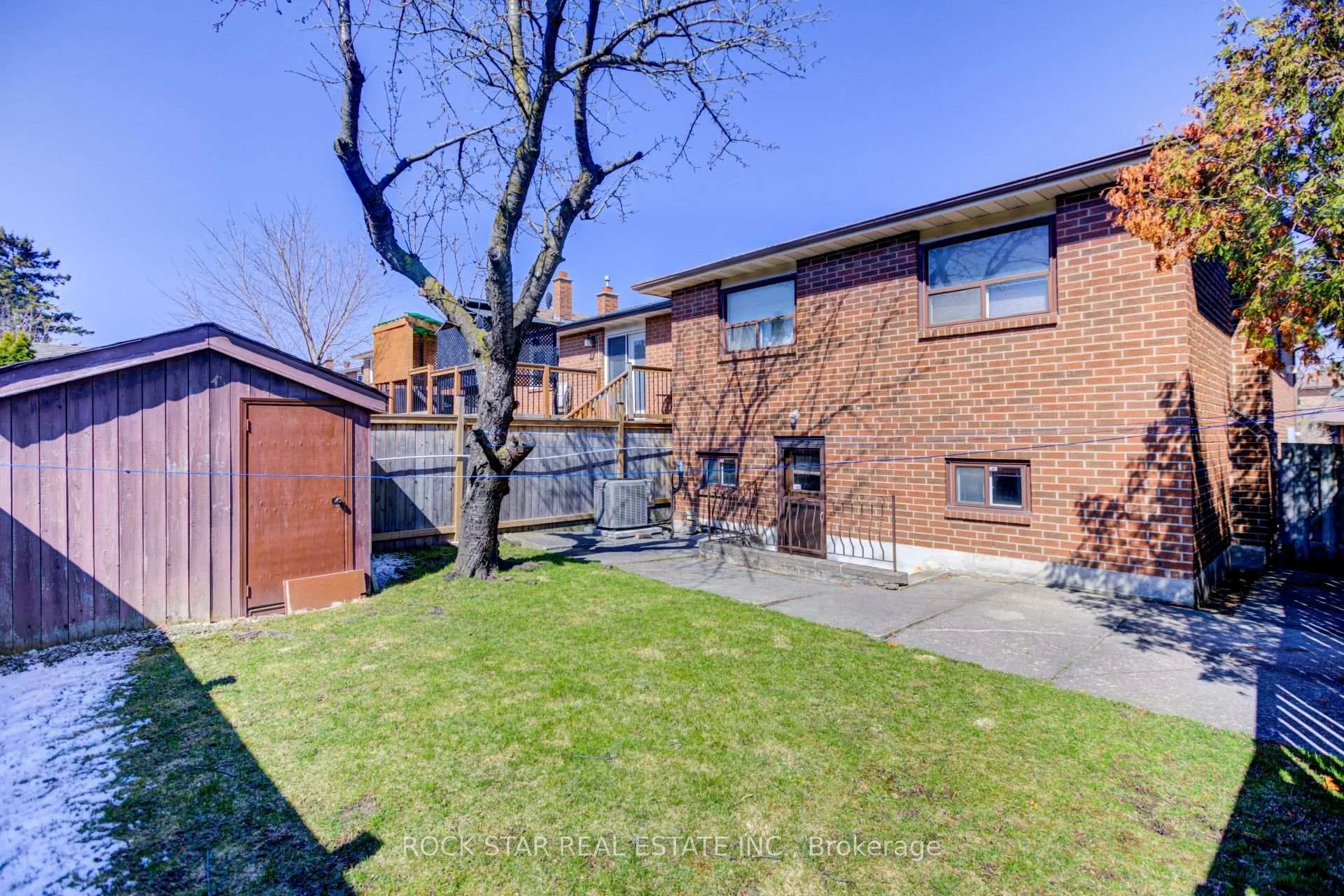 Photo 39 of 115 Glen Shields Avenue, Vaughan, Glen Shields — HOMEH