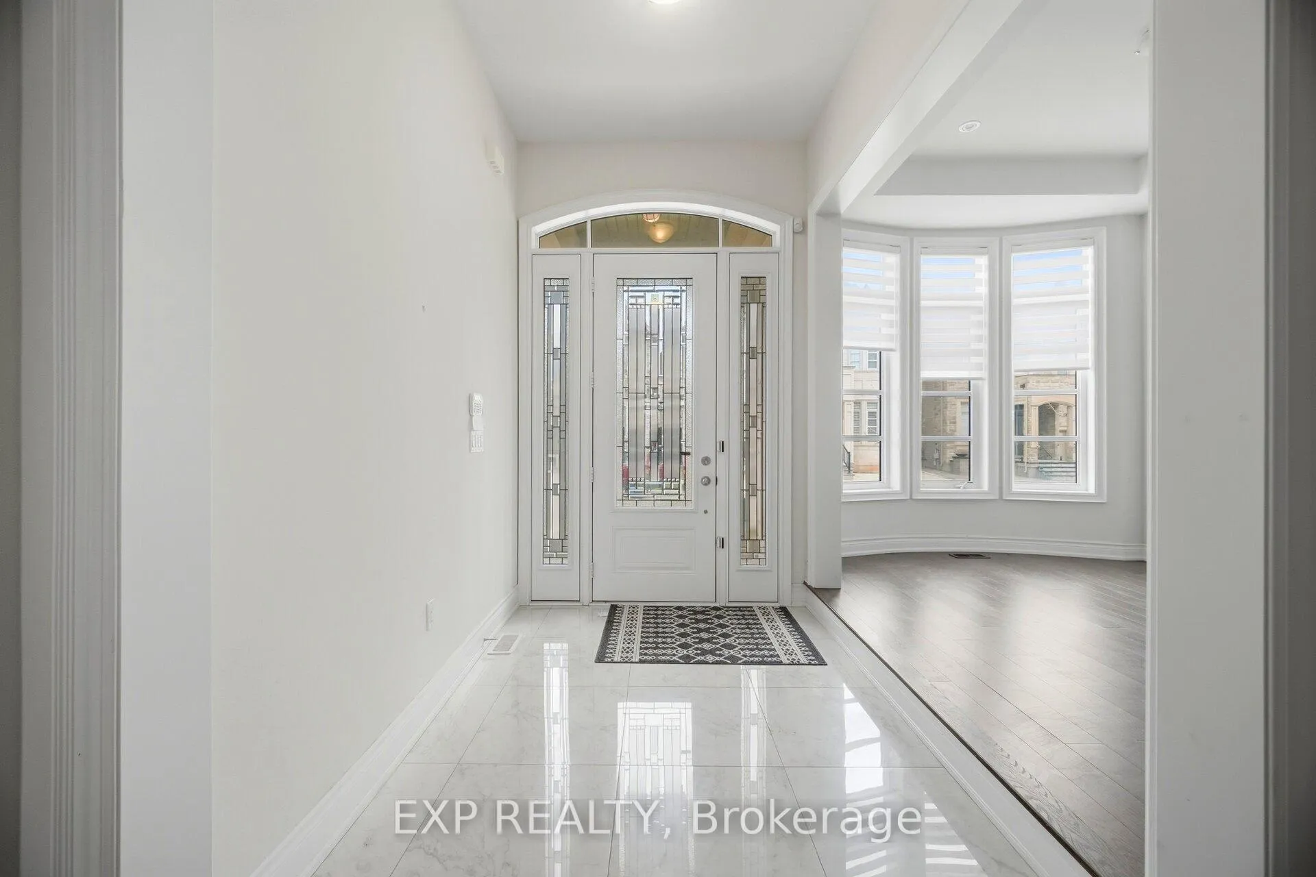 Photo 5 of 3128 Parsonage Crescent, Oakville, Glenorchy — HOMEH