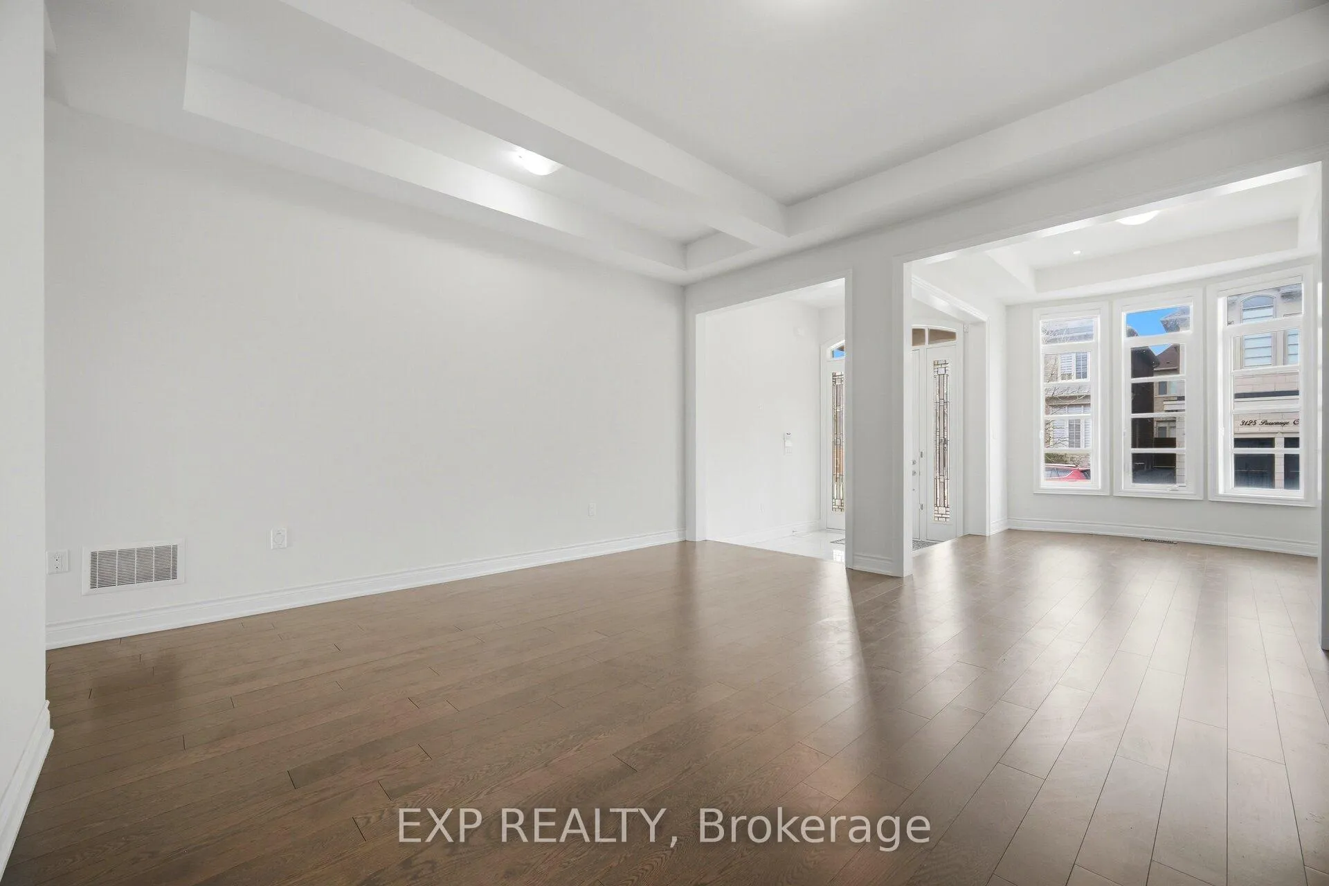 Photo 10 of 3128 Parsonage Crescent, Oakville, Glenorchy — HOMEH