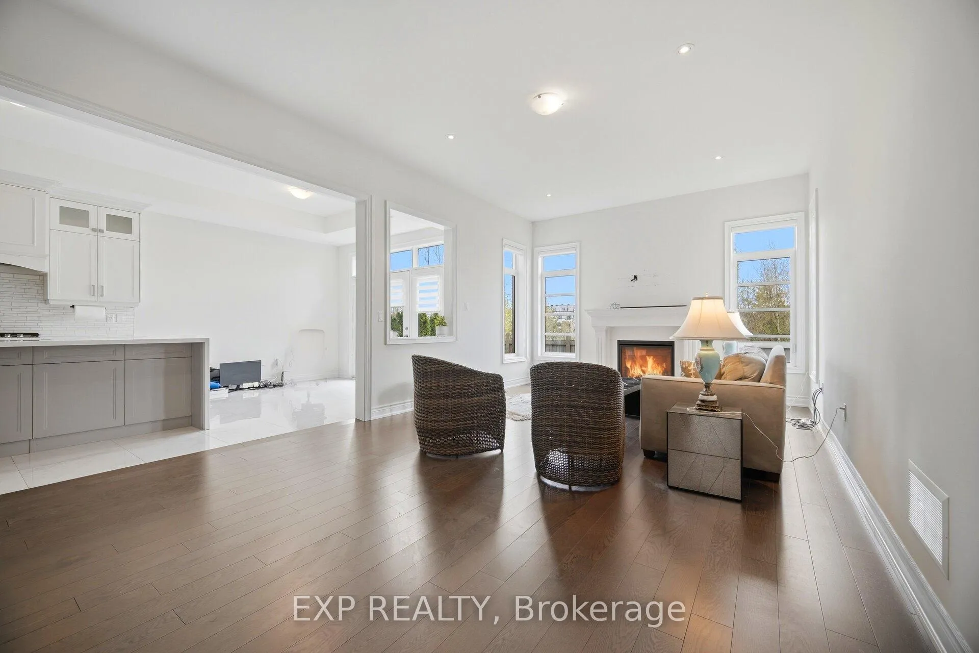 Photo 13 of 3128 Parsonage Crescent, Oakville, Glenorchy — HOMEH