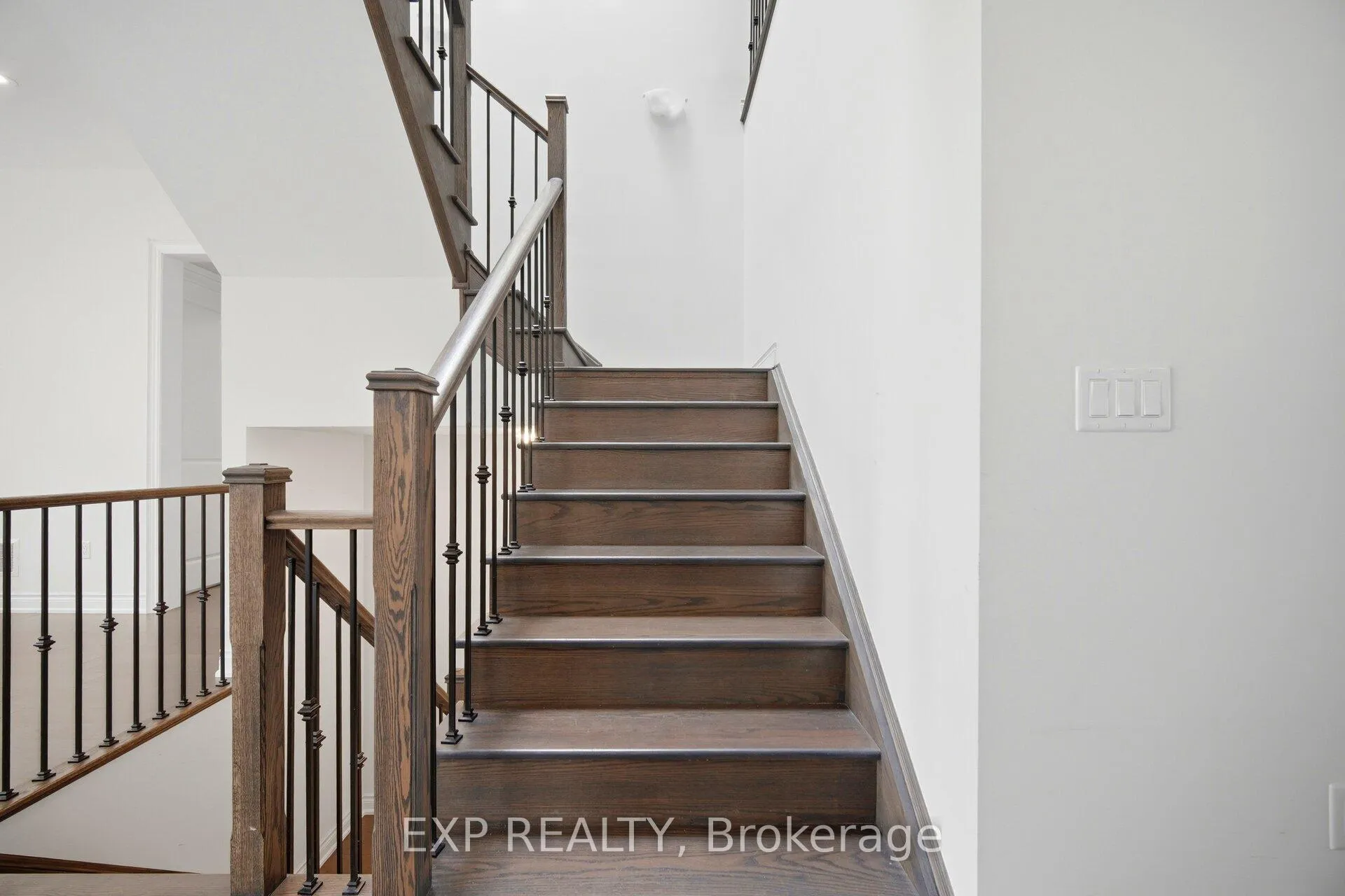 Photo 21 of 3128 Parsonage Crescent, Oakville, Glenorchy — HOMEH